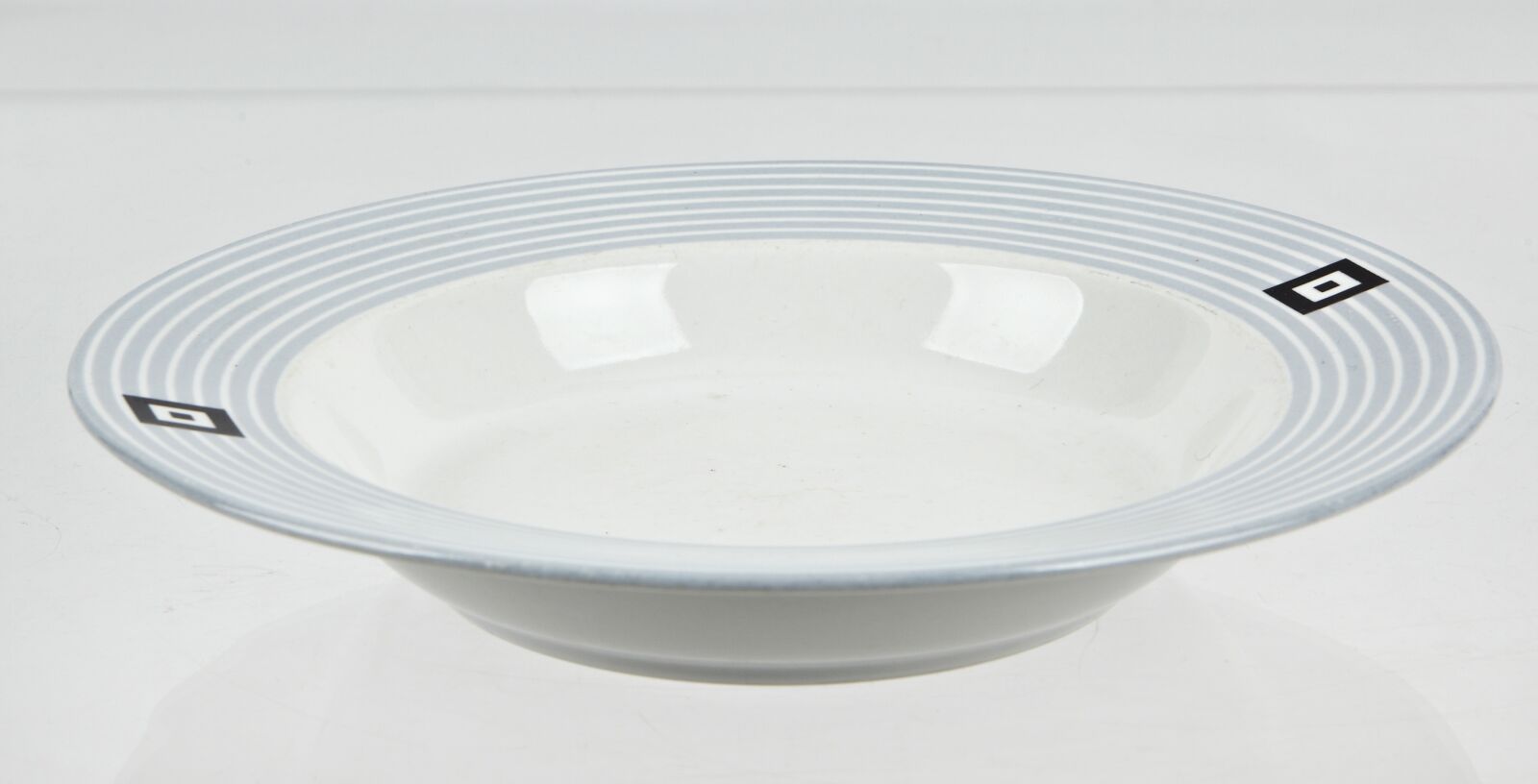 Canon EOS 5D Mark II sample photo. Dining table, tableware, plate photography