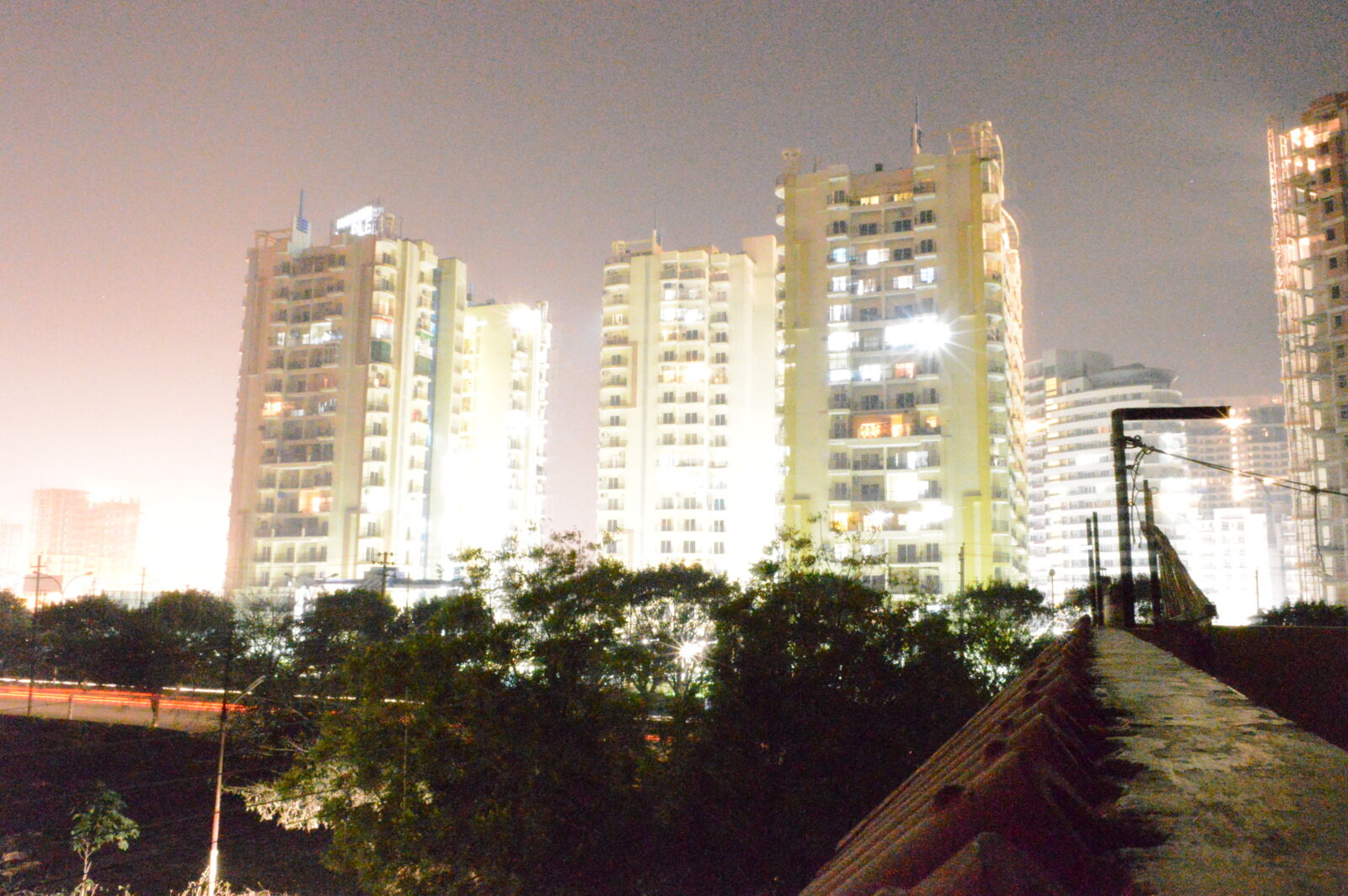Nikon D3200 sample photo. Apartment, buildings, night, photography photography