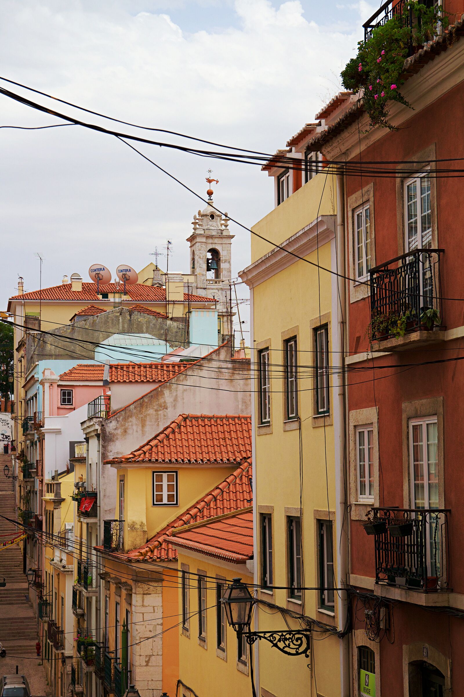 Canon EOS 600D (Rebel EOS T3i / EOS Kiss X5) sample photo. Portugal, lisbon, barrio alto photography