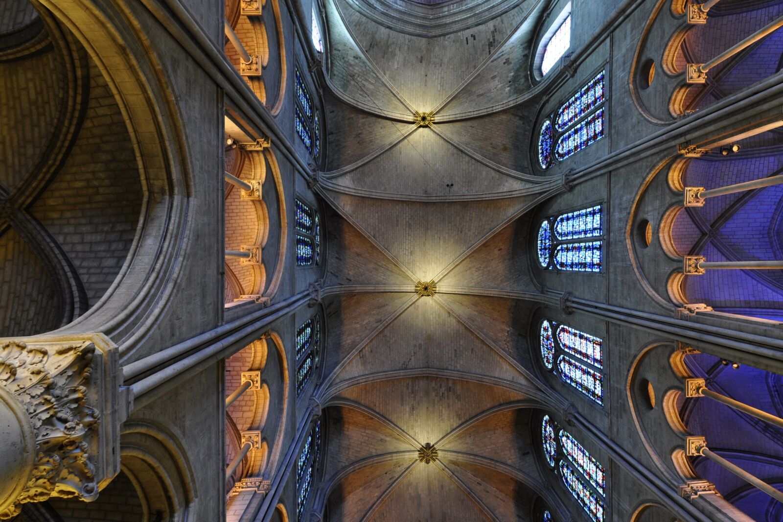 Nikon D90 sample photo. Paris, notre dame, france photography