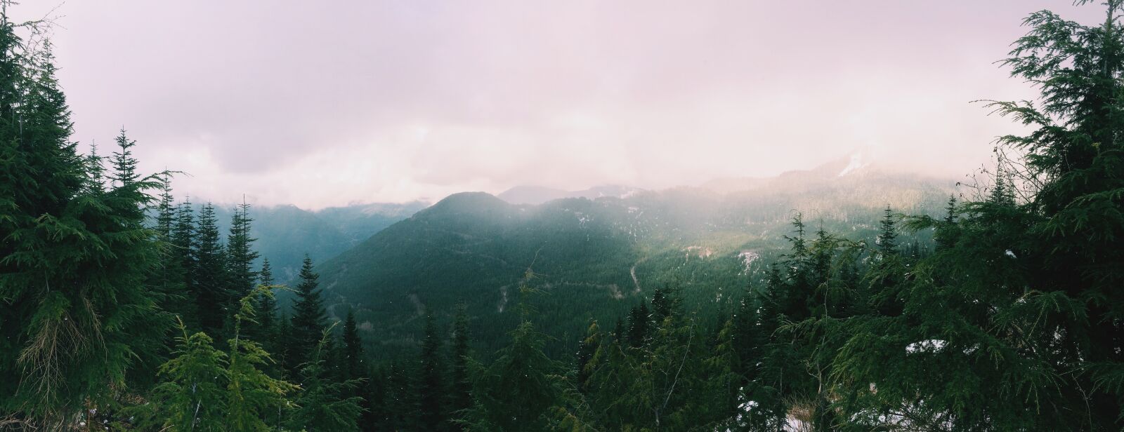 iPhone 5s back camera 4.15mm f/2.2 sample photo. Nature, panorama photography
