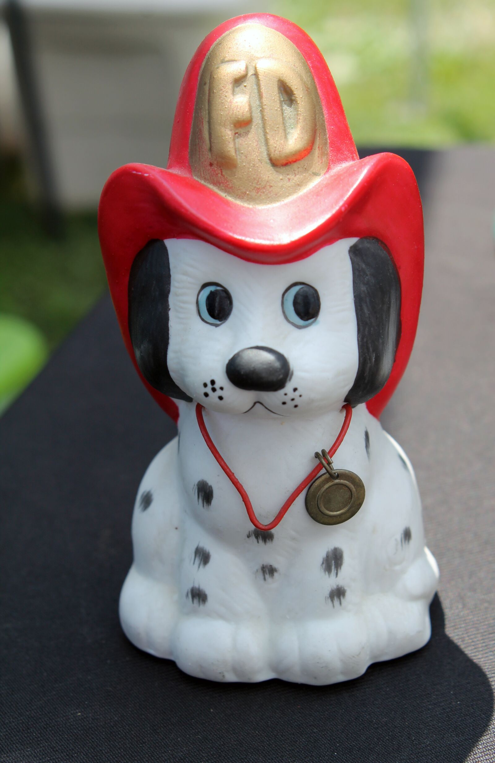 Canon EOS 1100D (EOS Rebel T3 / EOS Kiss X50) sample photo. Shopping, sale, marketplace photography