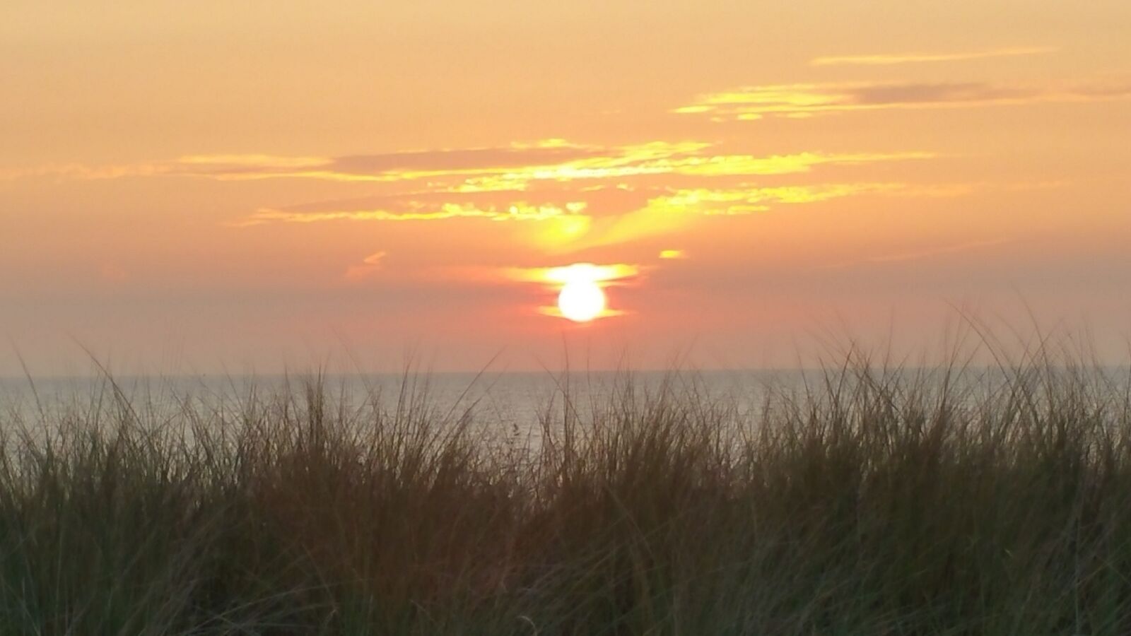 Samsung Galaxy Note4 sample photo. Sunset, north sea, evening photography