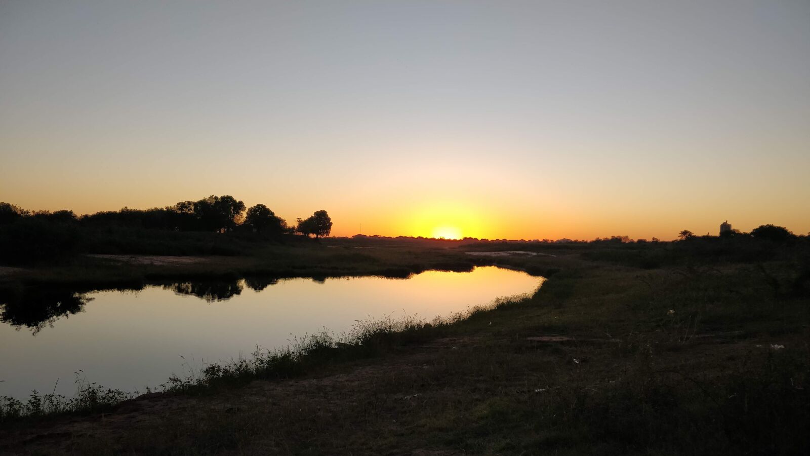 OnePlus A5000 sample photo. Paraguay river, sunset, sun photography