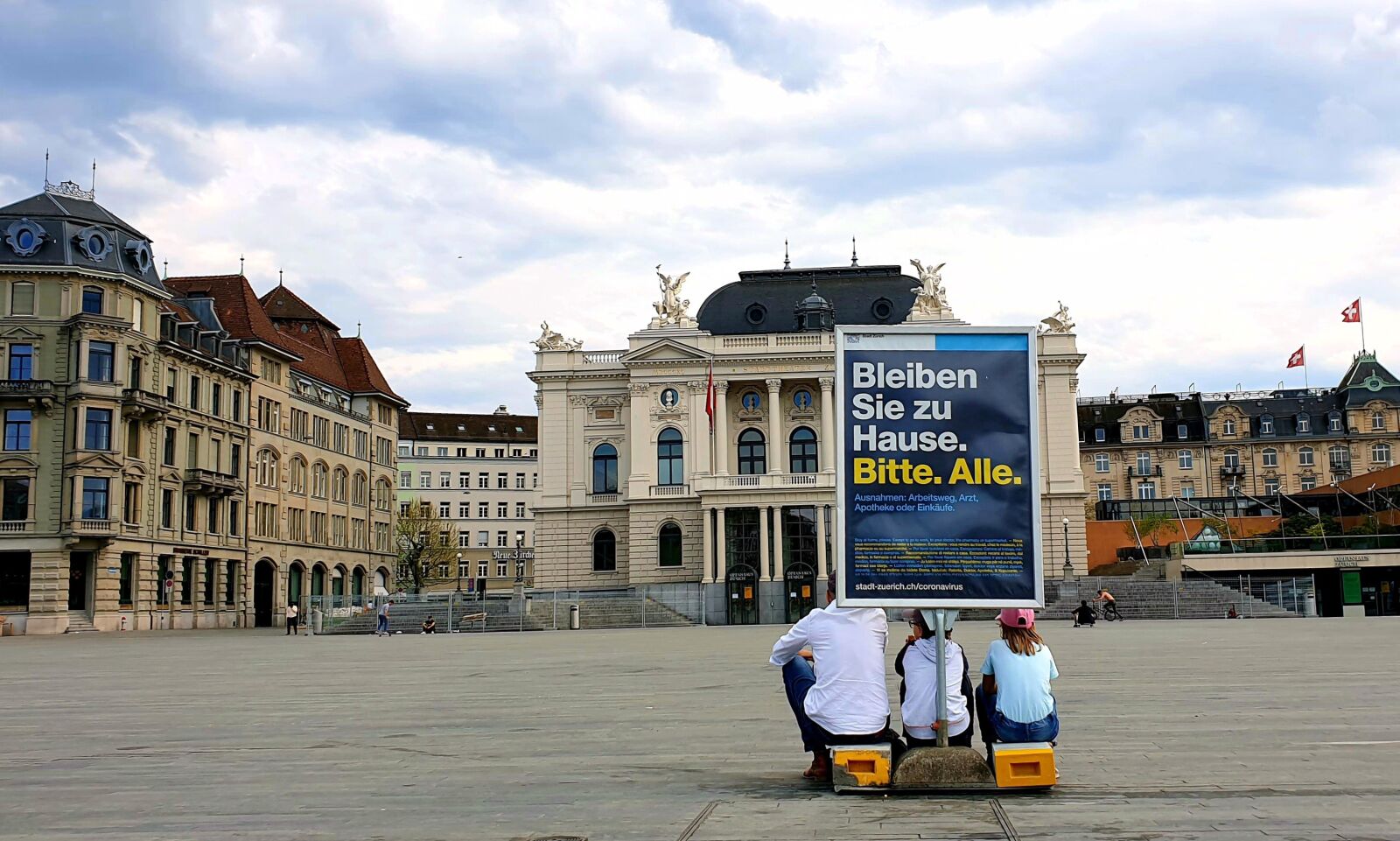 Samsung Galaxy S9 sample photo. Sechsel utenplatz, opera house photography