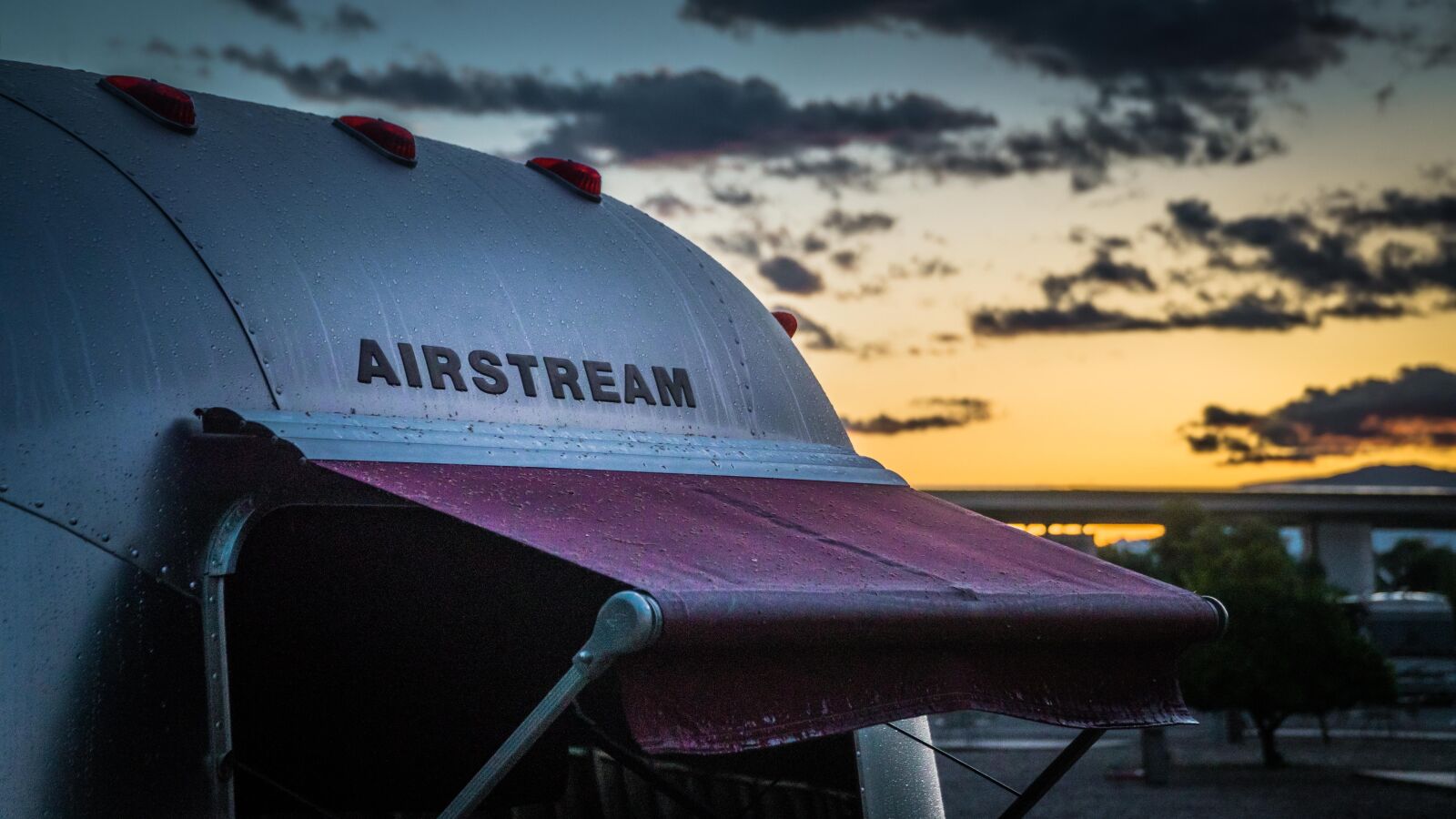 Sony a6000 + Sony E PZ 18-105mm F4 G OSS sample photo. Airstream, rv, camping photography