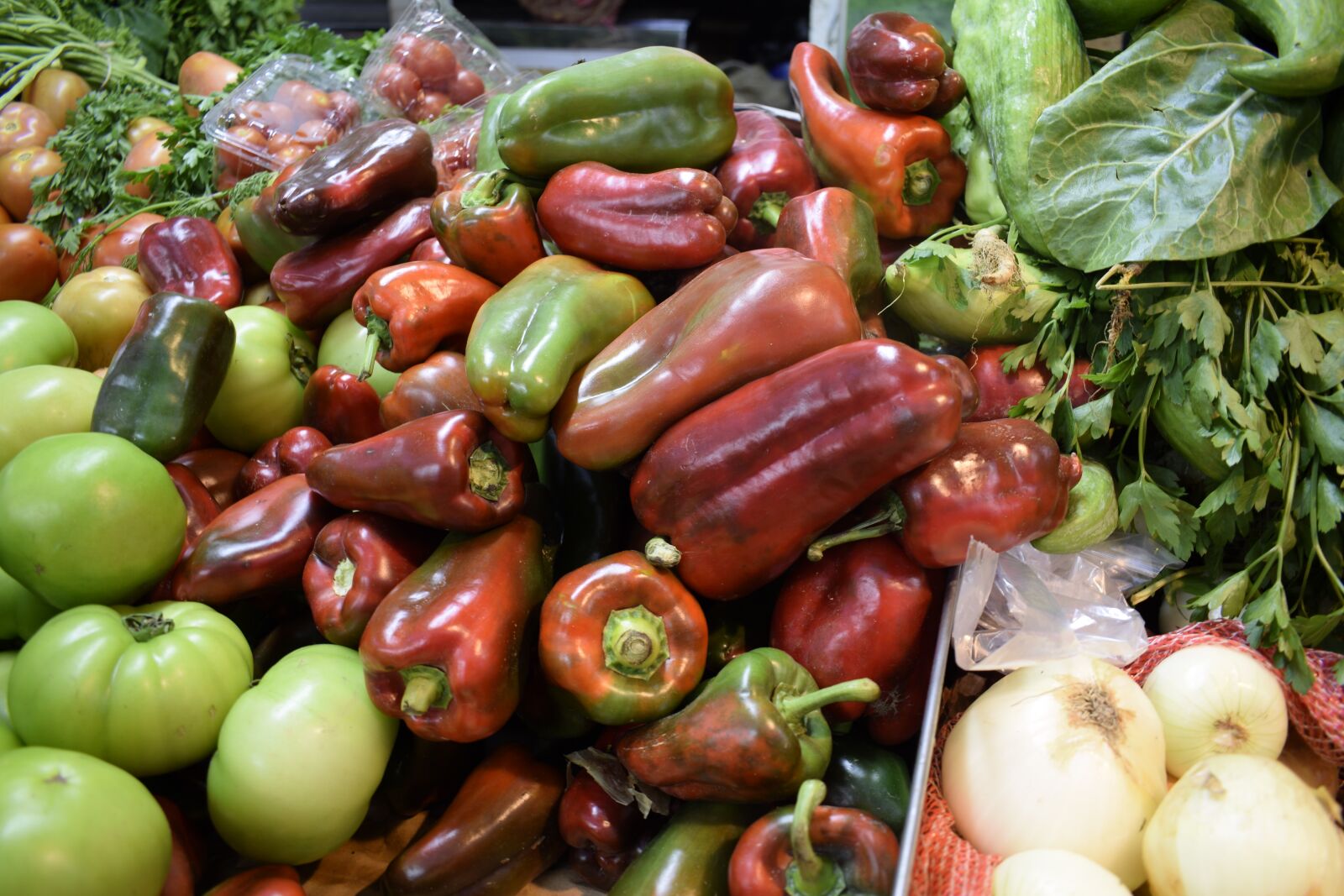 Nikon D5300 sample photo. Vegetables, aji, pim photography