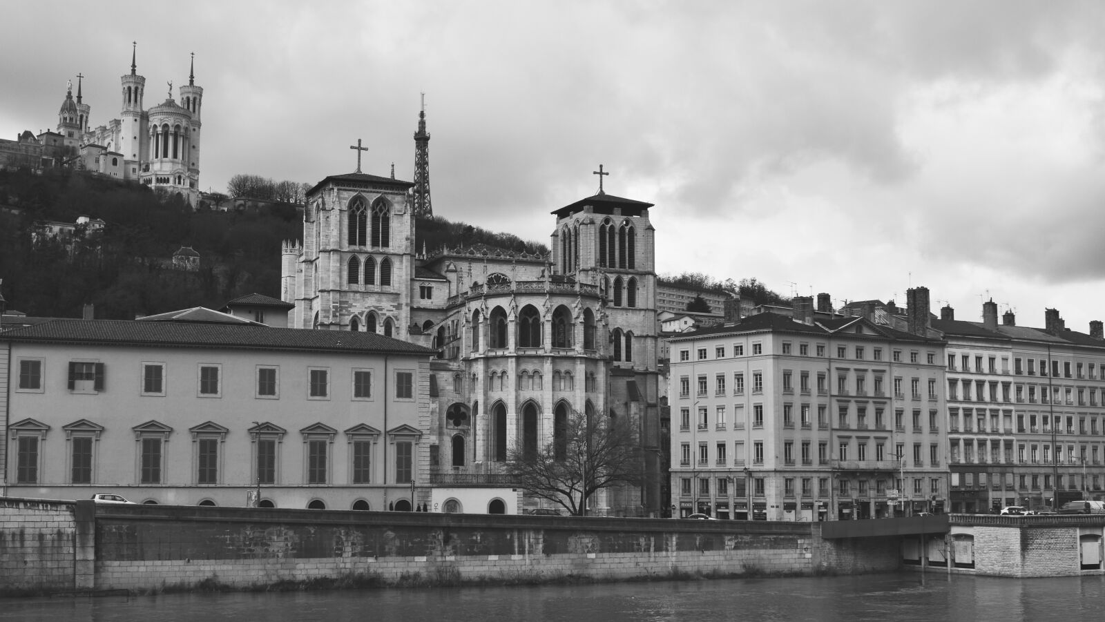 Nikon D3500 sample photo. Lyon, basilica, france photography