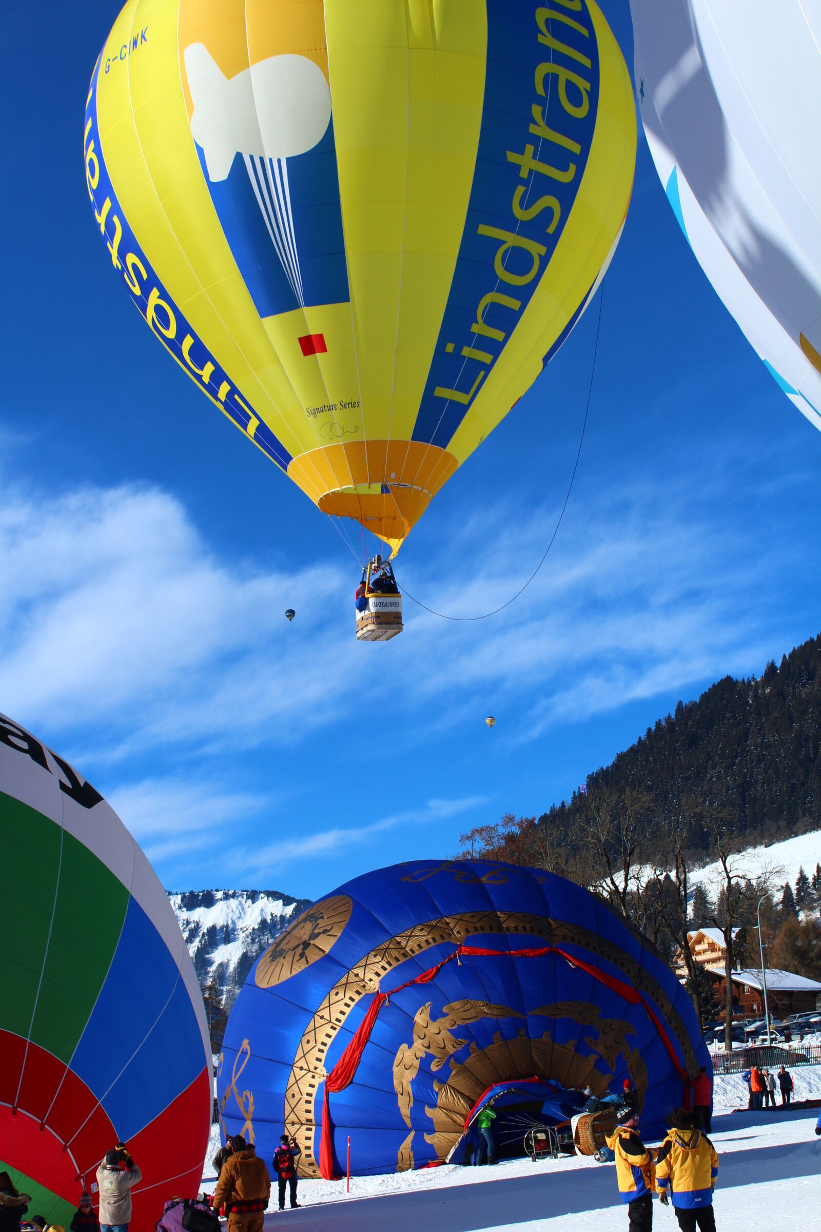 Canon EOS 1200D (EOS Rebel T5 / EOS Kiss X70 / EOS Hi) sample photo. Alps, ballooing, balloon, flying photography