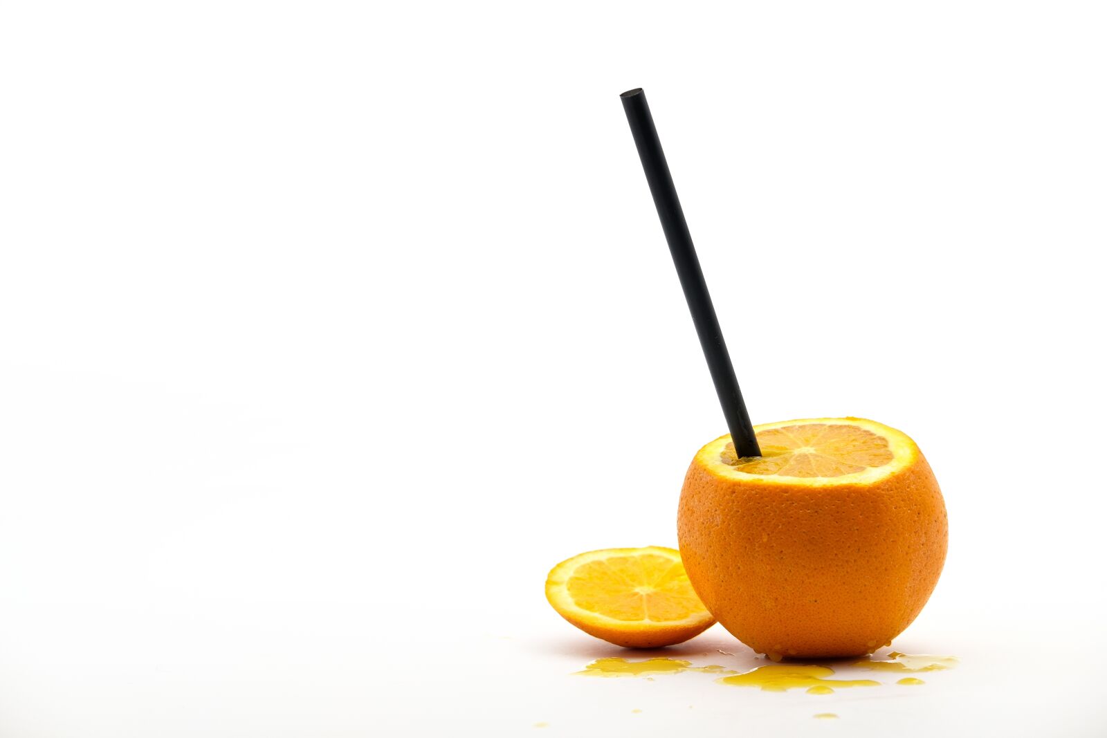 Fujifilm X-T2 + Fujifilm XF 35mm F2 R WR sample photo. Orange, orange juice, fruit photography