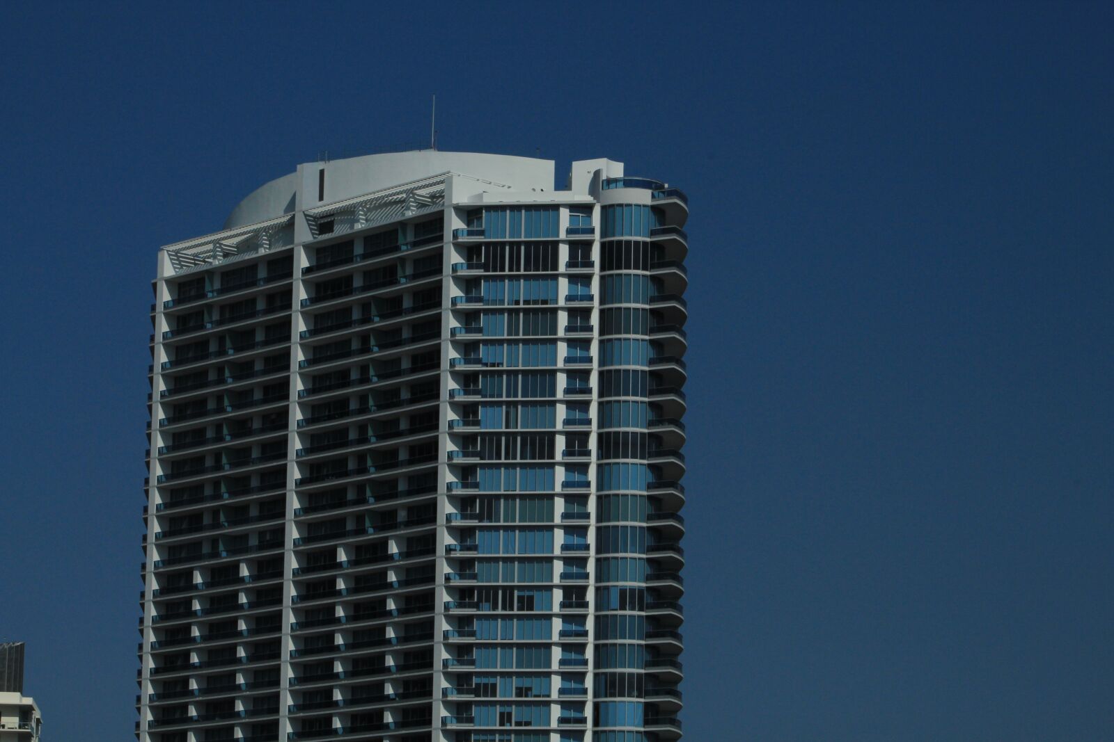 Canon EF75-300mm f/4-5.6 sample photo. Miami, metropolis, city photography