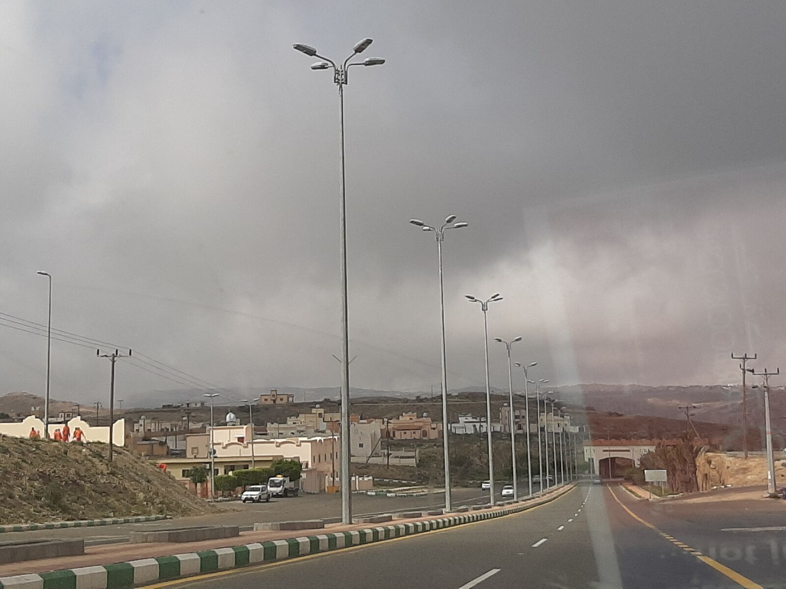 Samsung Galaxy A50 sample photo. Highway, road, clouds photography