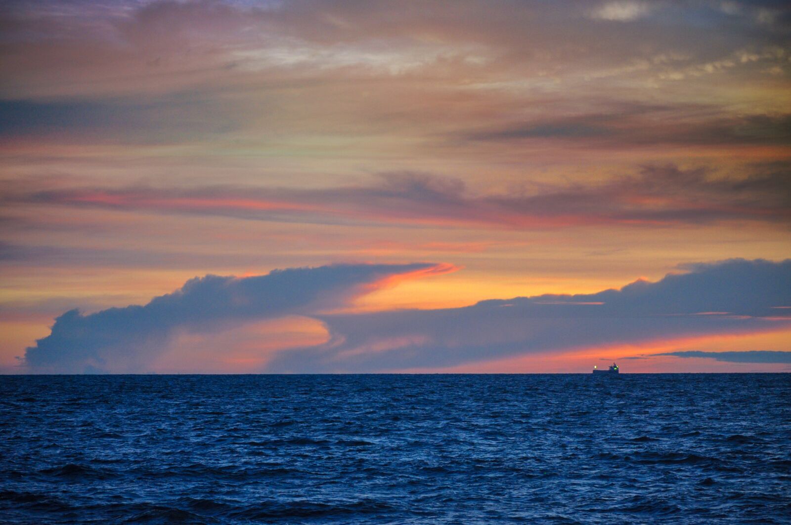 Nikon D5000 sample photo. Sea, ship, water photography