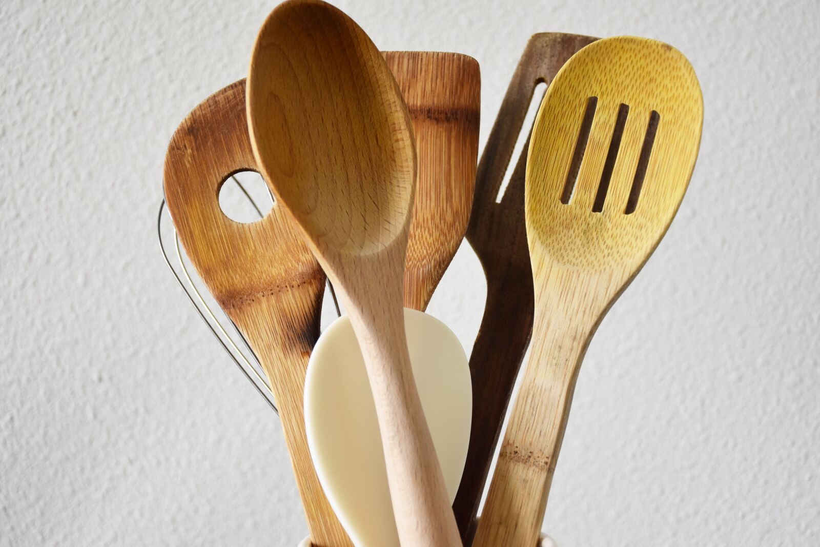 Nikon D5600 sample photo. Kitchen, spatula, wood photography