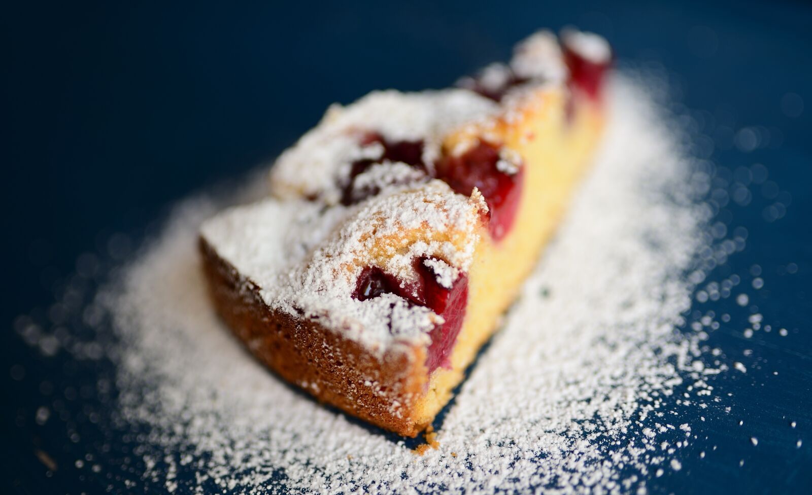 Nikon D610 sample photo. Cake, cherry pie, bake photography