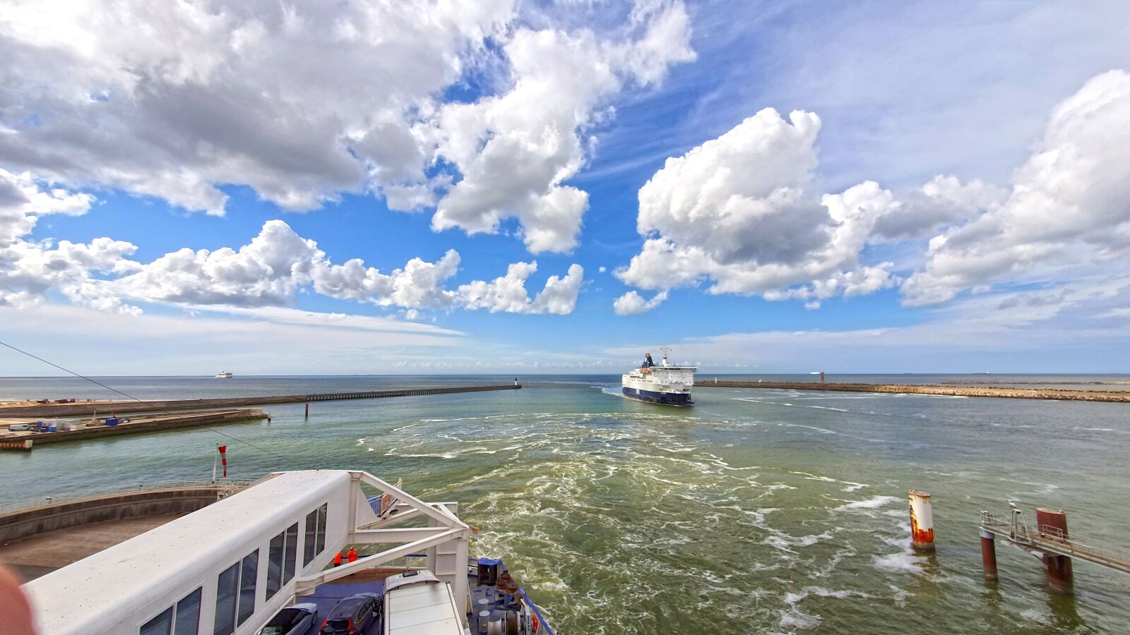 Samsung Galaxy S10 sample photo. Calais, ferry, port photography