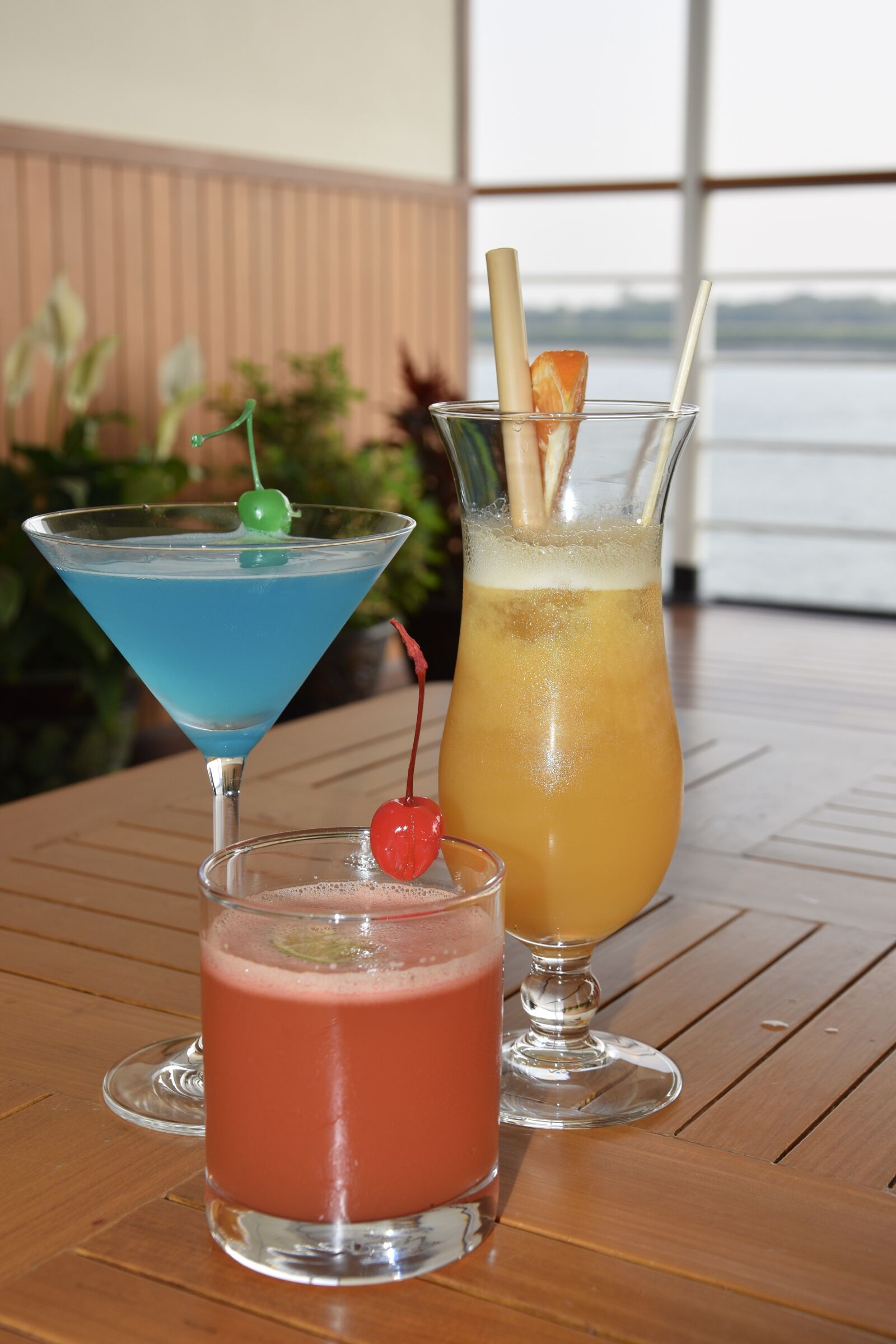 Nikon D7200 sample photo. Cocktail, myanmar, cruise photography
