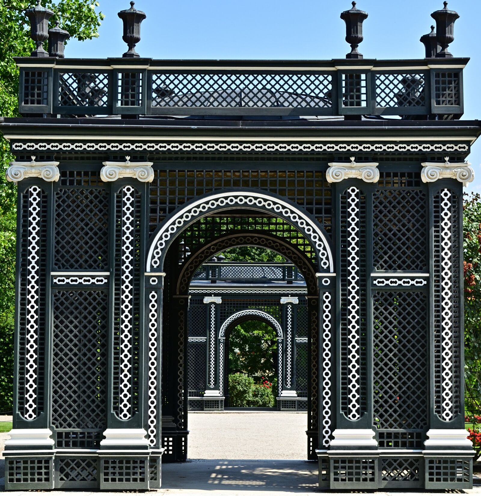 Nikon D5200 sample photo. Archway, sch nbrunn palace photography