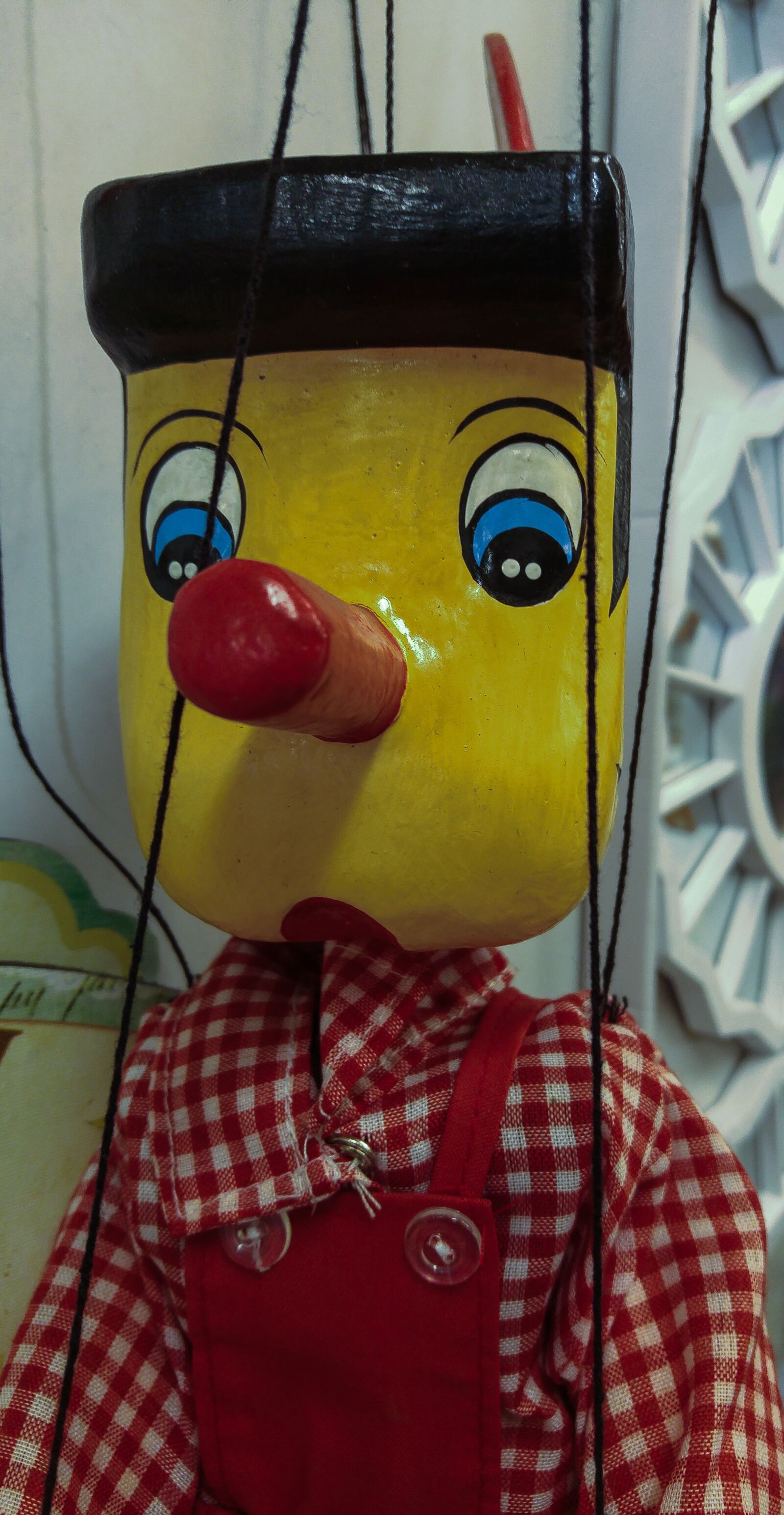 LG G4 sample photo. Puppet, pinocchio, theatre photography