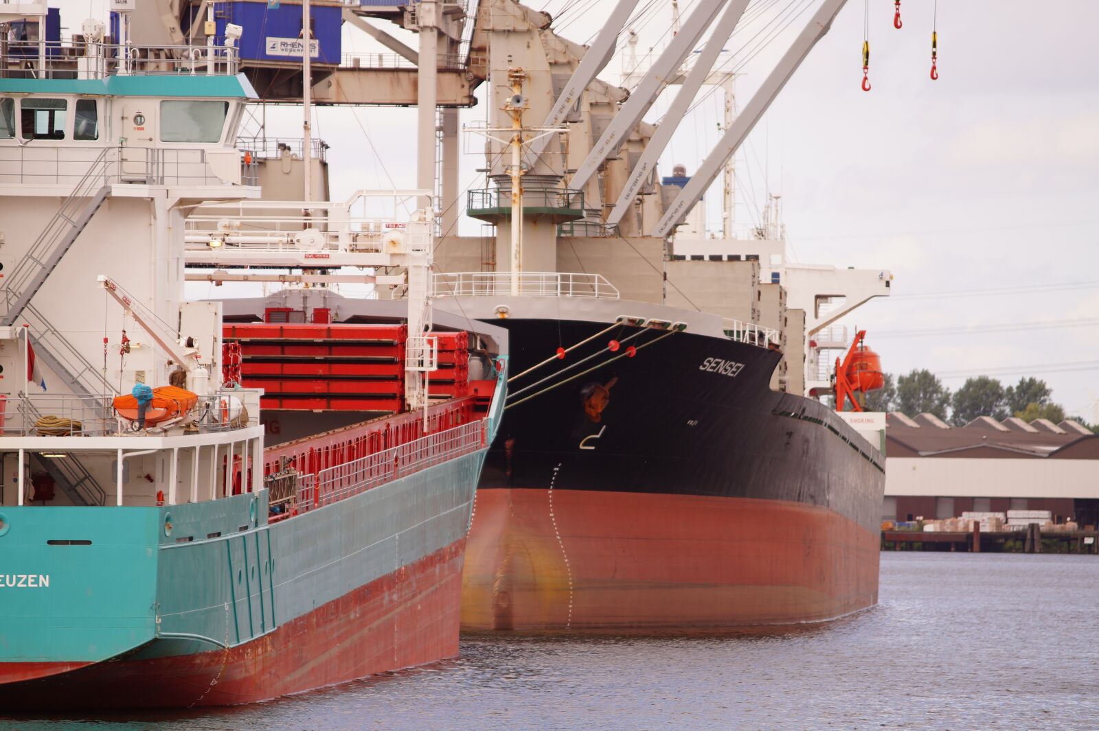Sony SLT-A58 sample photo. Ships, port, water photography