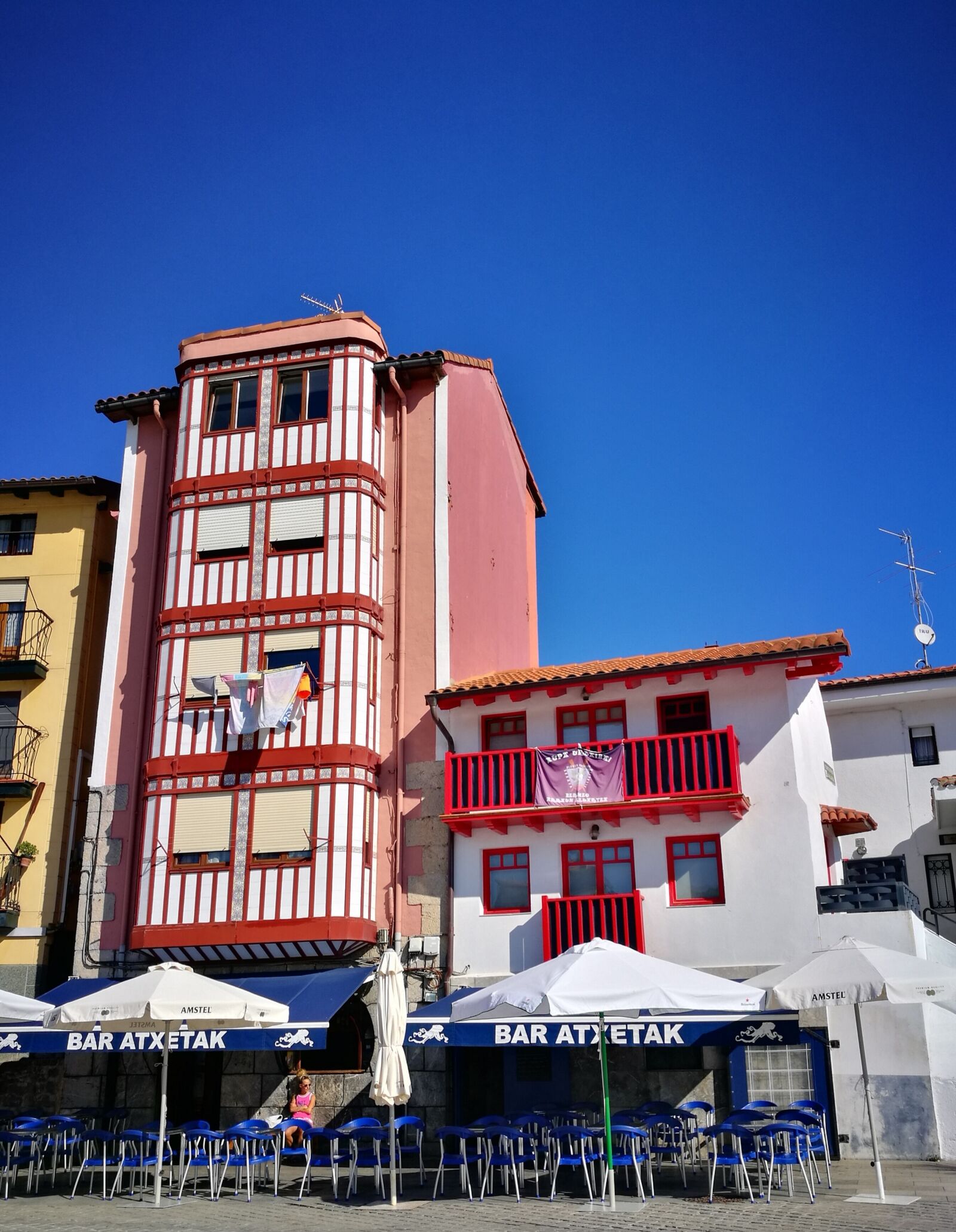 HUAWEI P9 sample photo. Architecture, houses, facade photography
