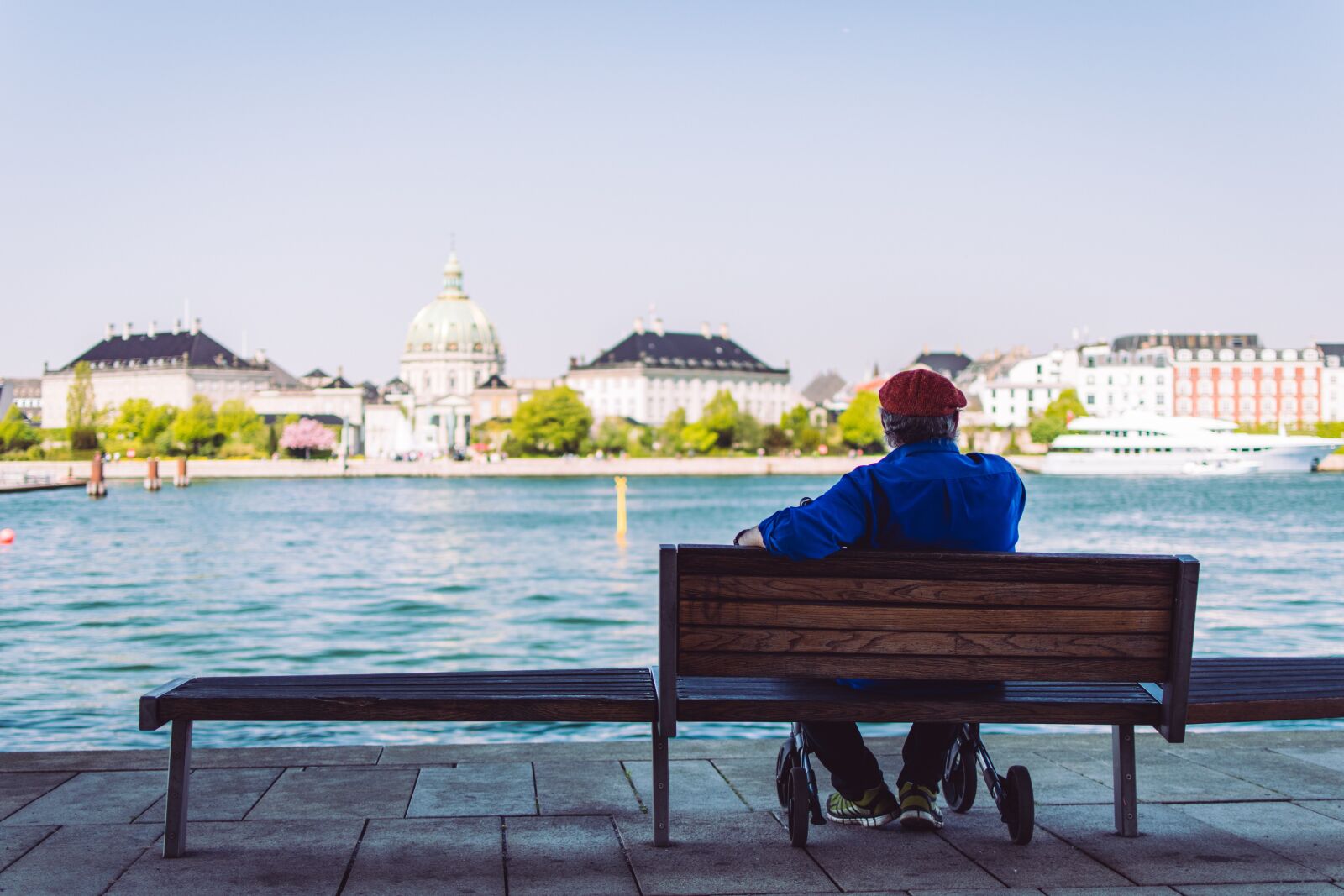Nikon D5500 sample photo. Architecture, bench, buildings photography