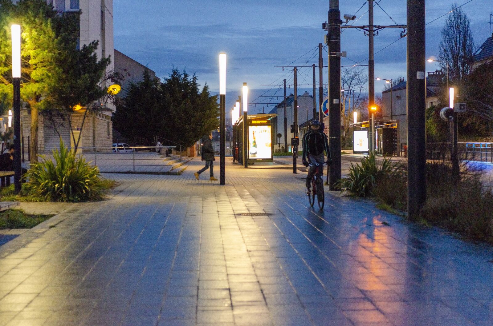 Nikon D7000 sample photo. Bike, shadow, street photography
