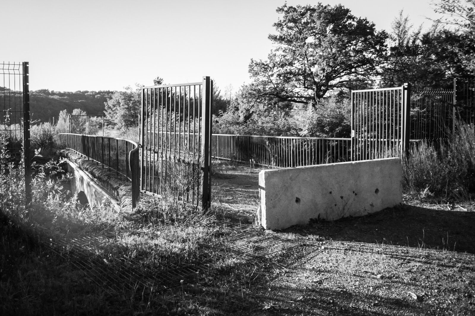 Nikon D40 sample photo. Bridge, building, abandonment photography