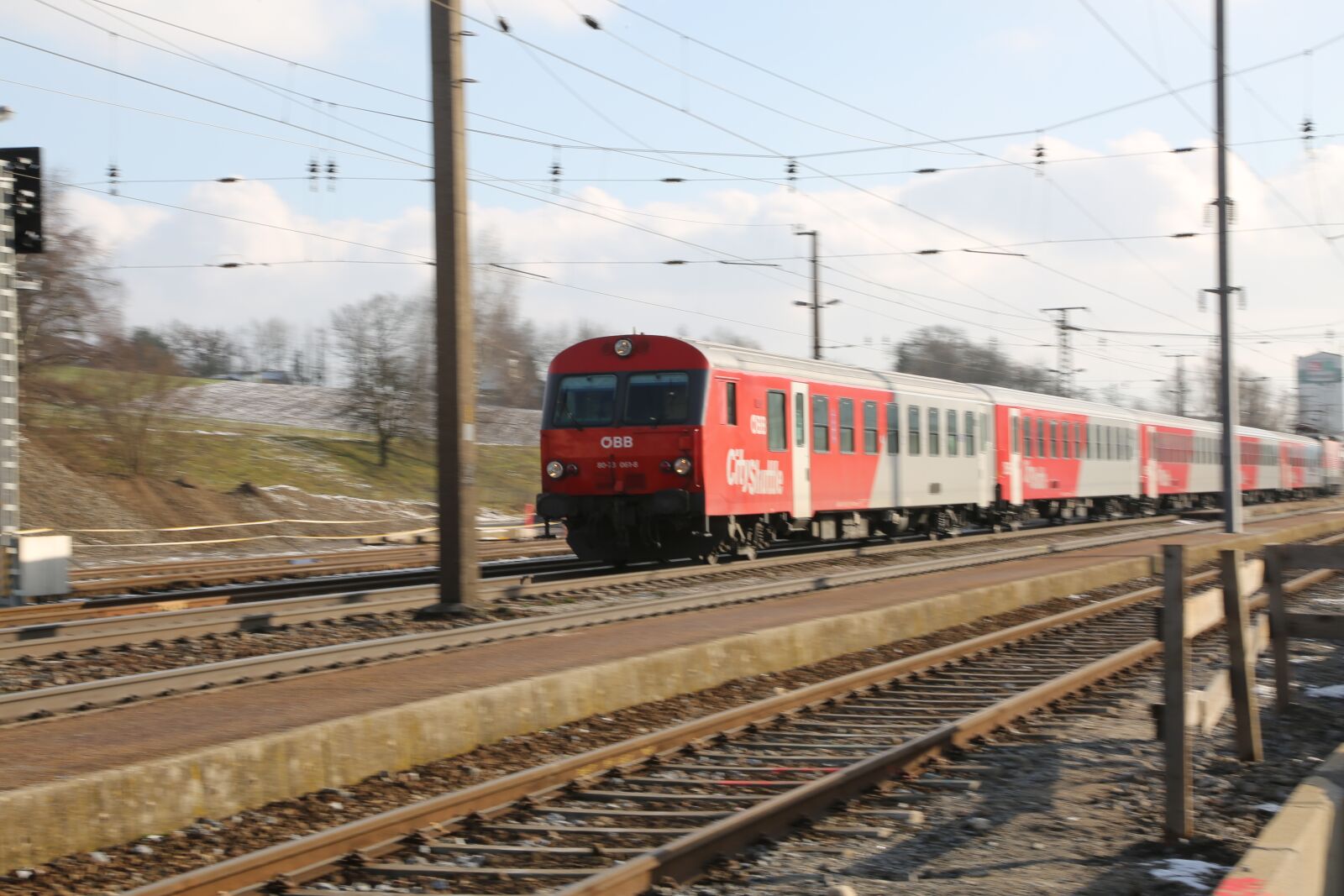 Canon EF 24-105mm F4L IS USM sample photo. Railway, rails, gleise photography