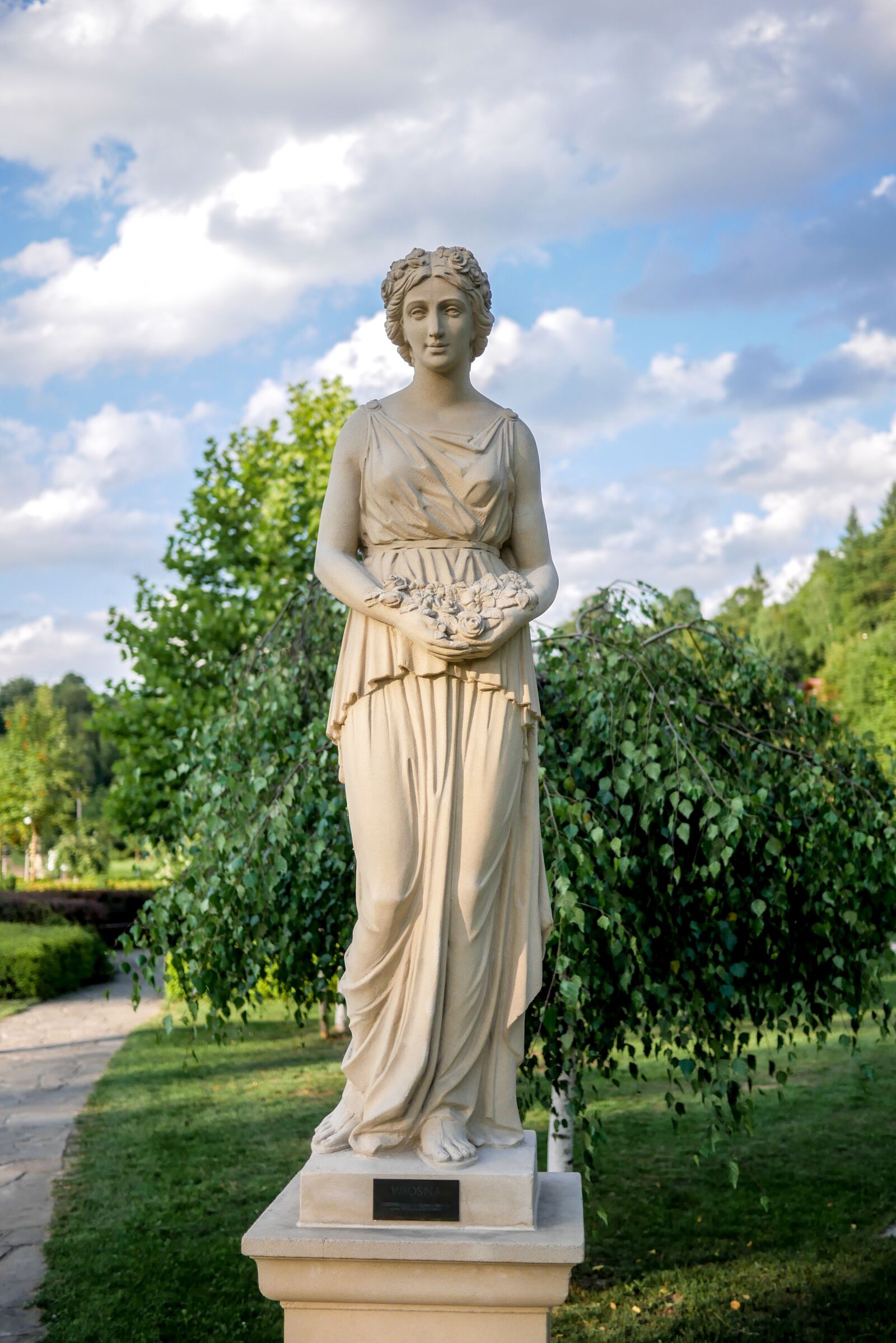 LUMIX G 20/F1.7 II sample photo. The statue, the statue photography