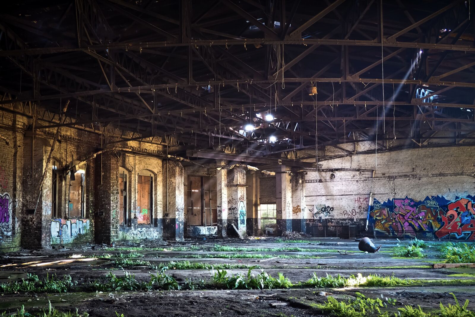 Olympus OM-D E-M10 sample photo. Lost places, pforphoto, old photography