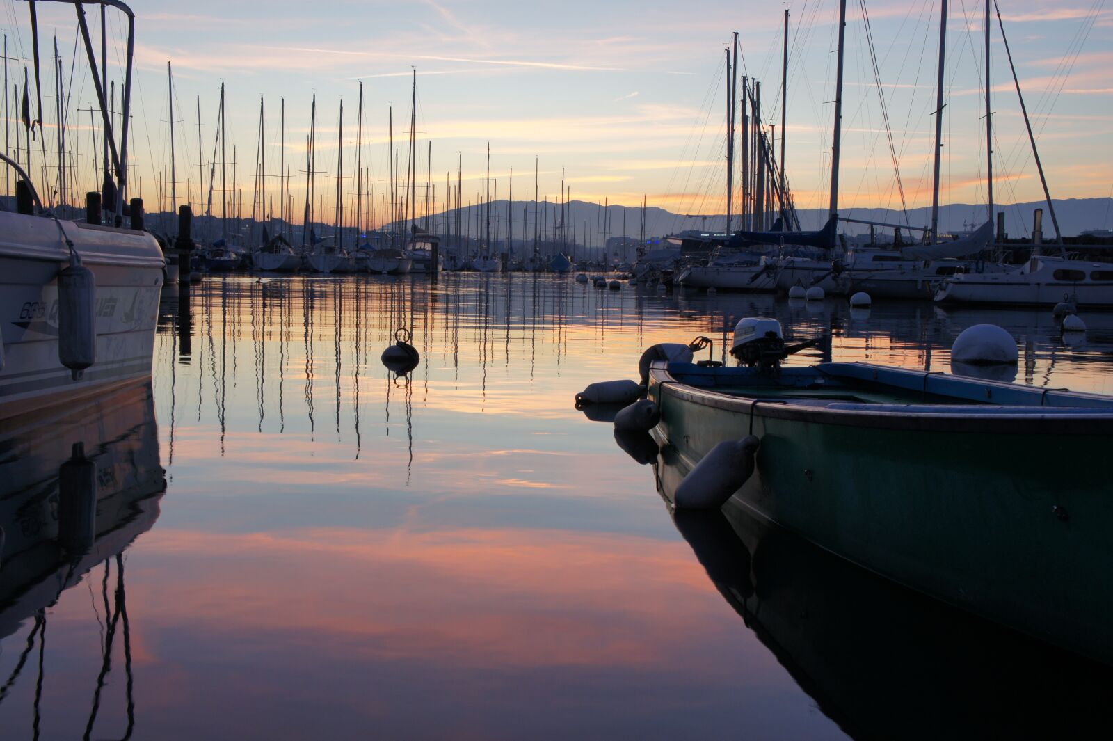 Sony Alpha NEX-5 sample photo. Port, lake, boat photography