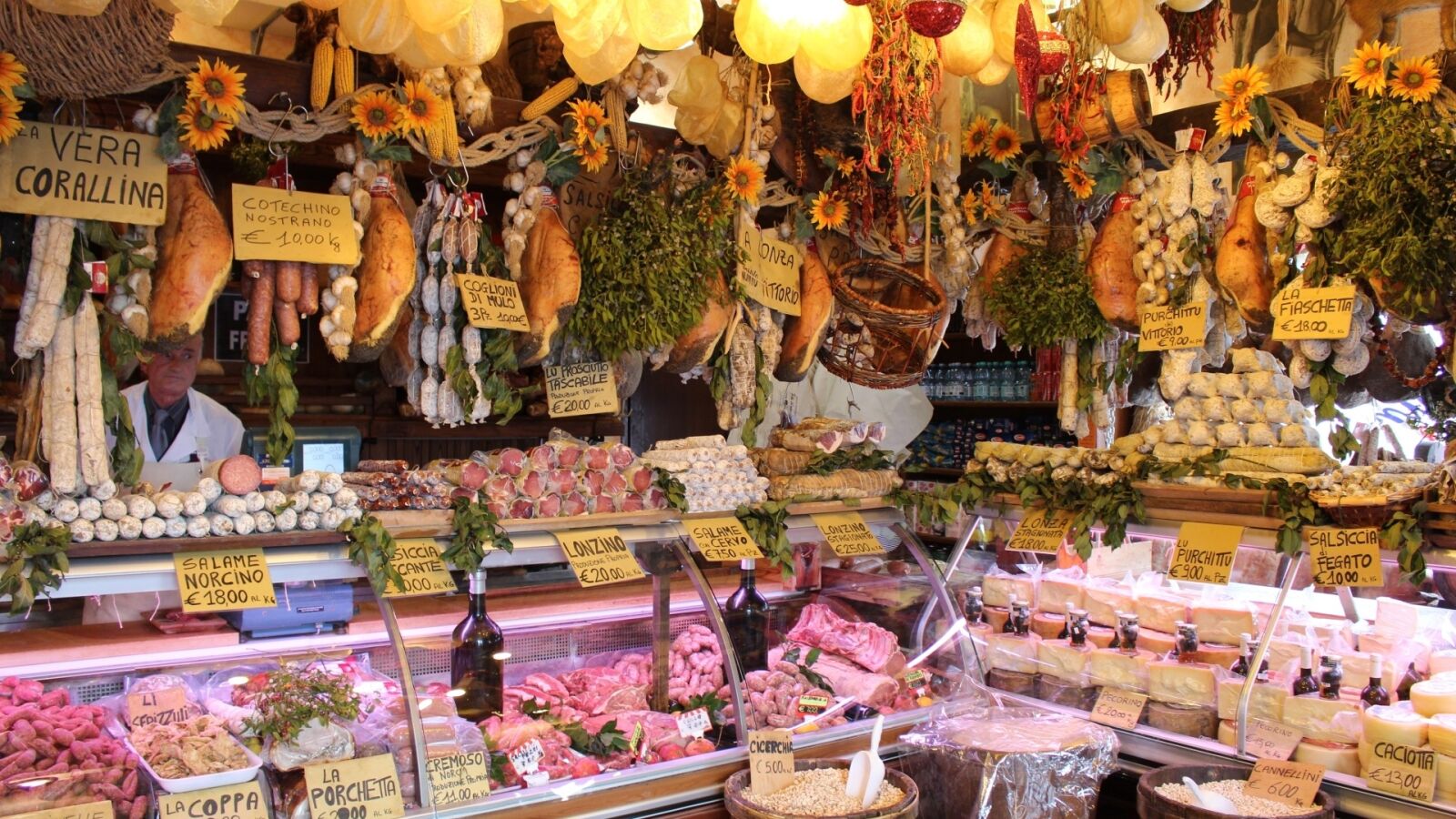 Canon EOS 700D (EOS Rebel T5i / EOS Kiss X7i) sample photo. Norcia, butchery, cold cuts photography