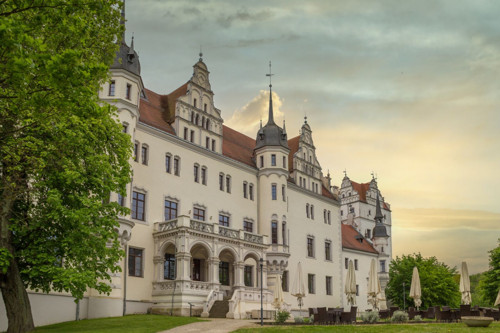 Canon EF-S 18-135mm F3.5-5.6 IS sample photo. Castle, boitzenburg, uckermark photography