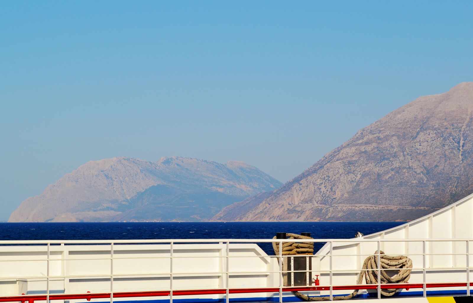 Nikon D3100 sample photo. From the boat, seascape photography