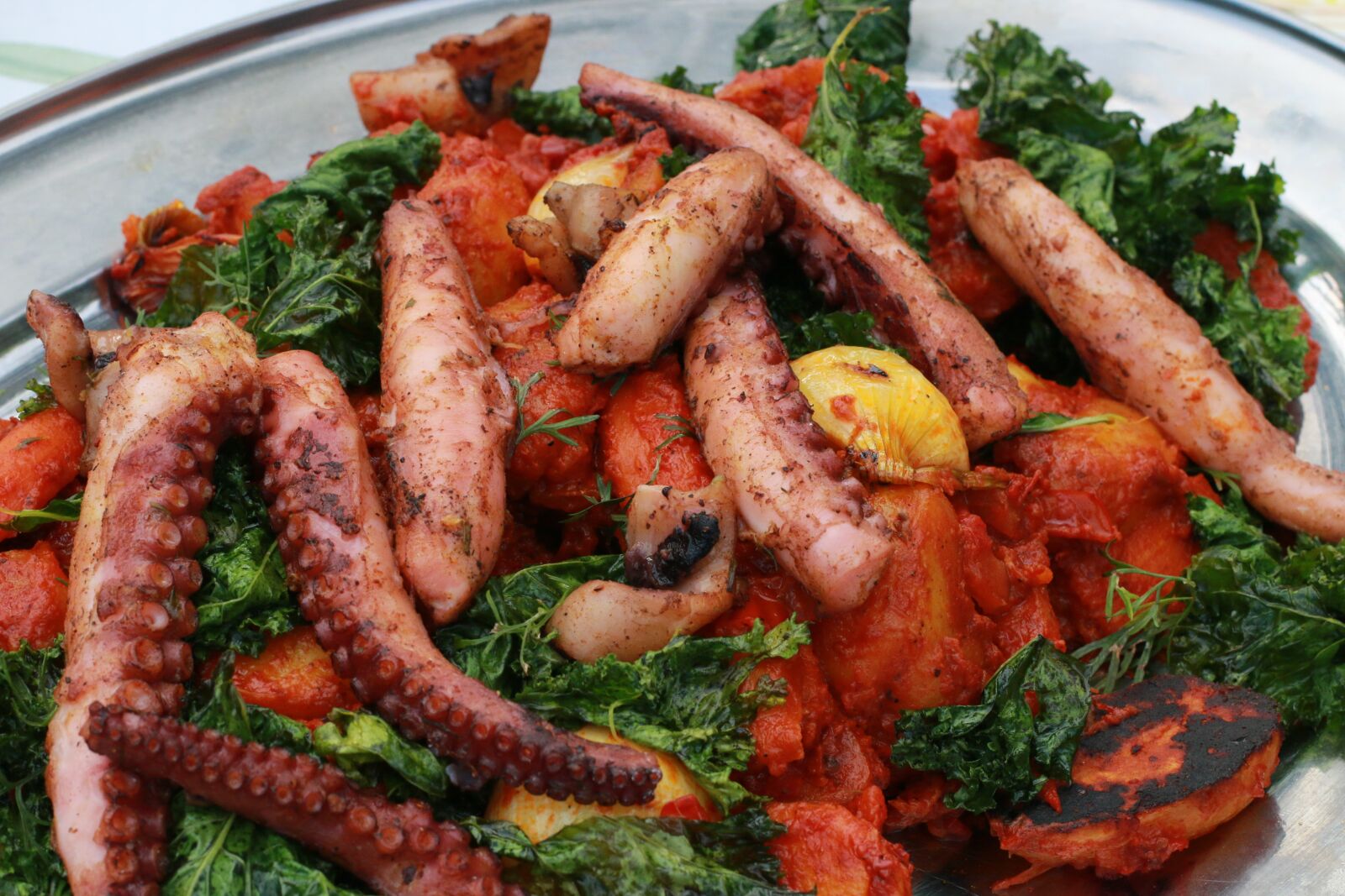 Canon EOS 70D + Canon EF 50mm F1.4 USM sample photo. Pulpo, grill, seafood photography