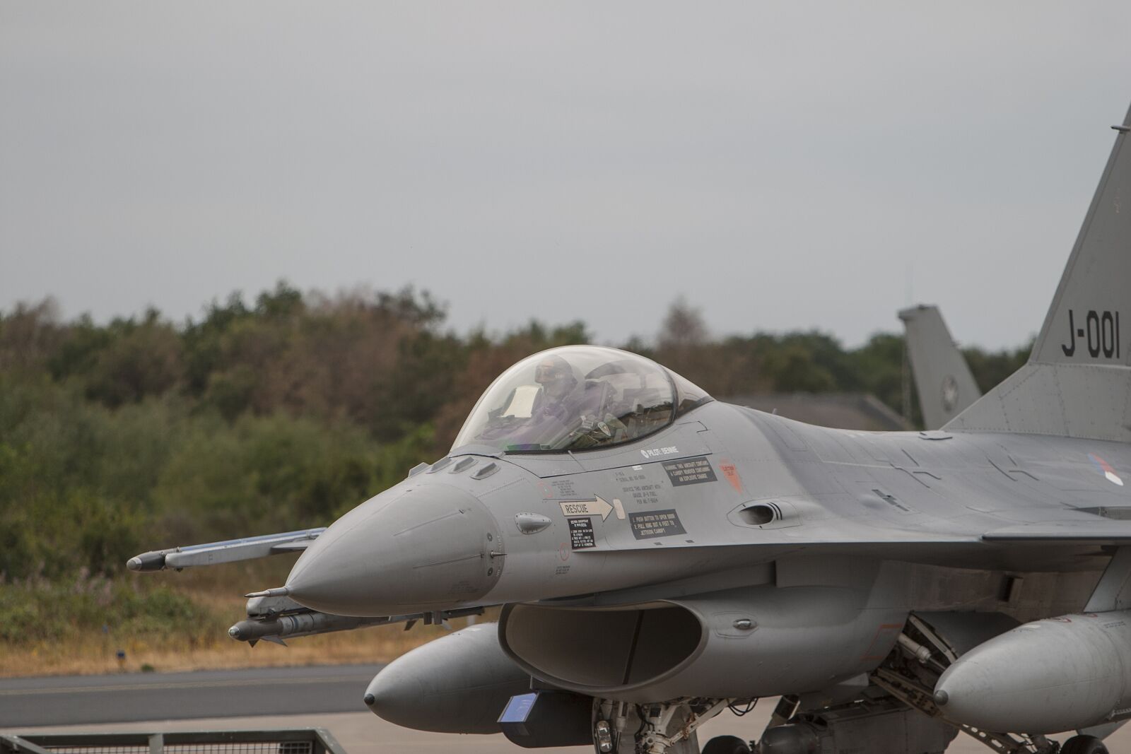 Canon EOS 10D sample photo. Air force, pilot, fly photography