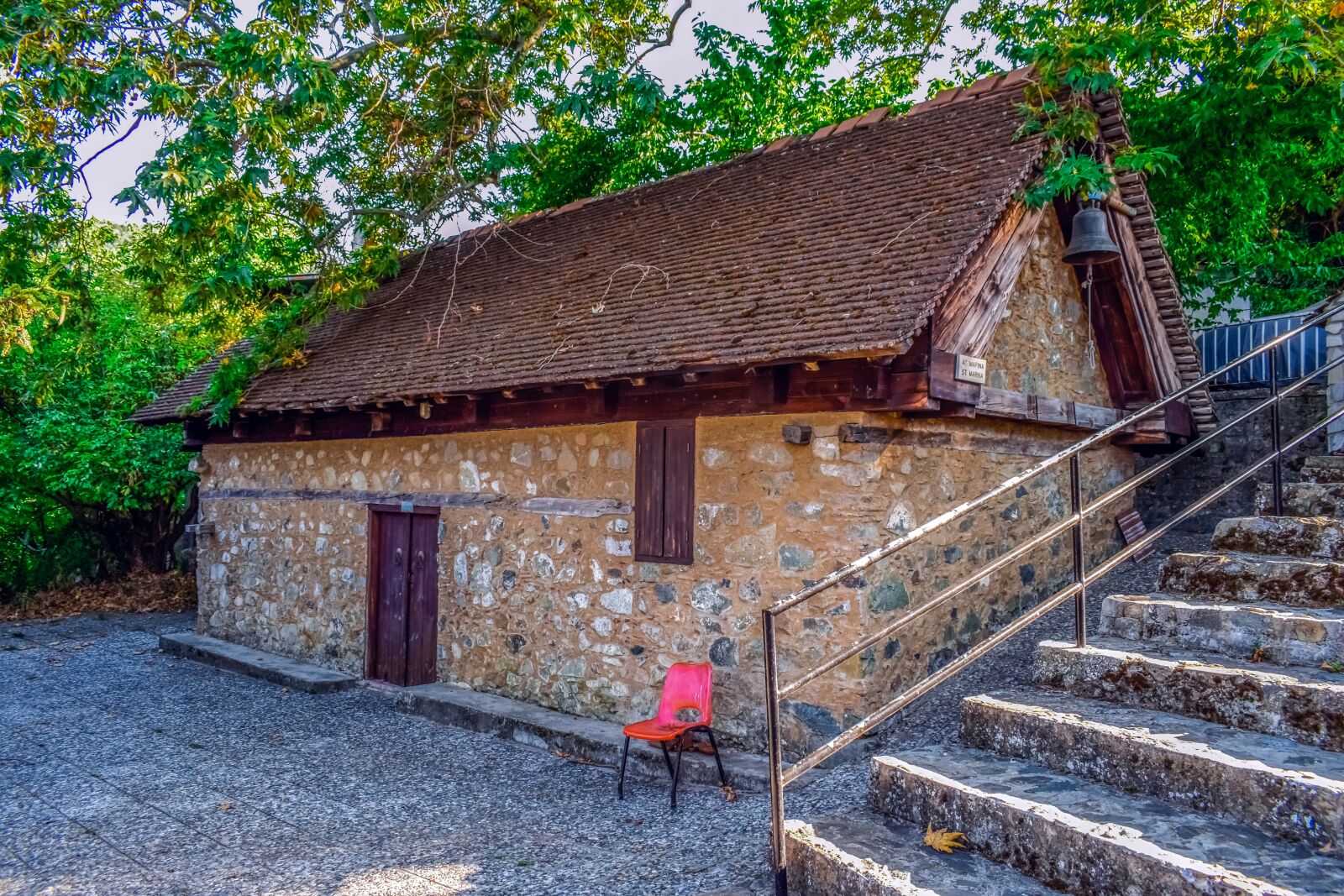 Nikon D3300 sample photo. Church, architecture, stone photography