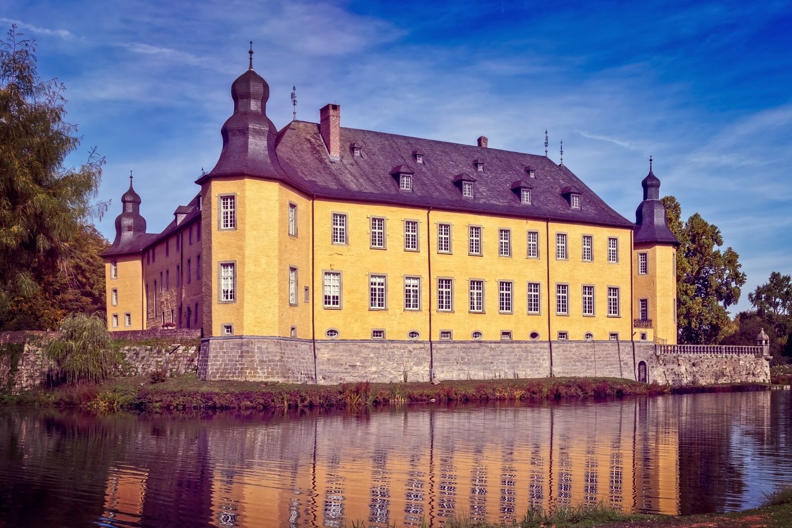 Nikon D3300 sample photo. Castle, moated castle, middle photography