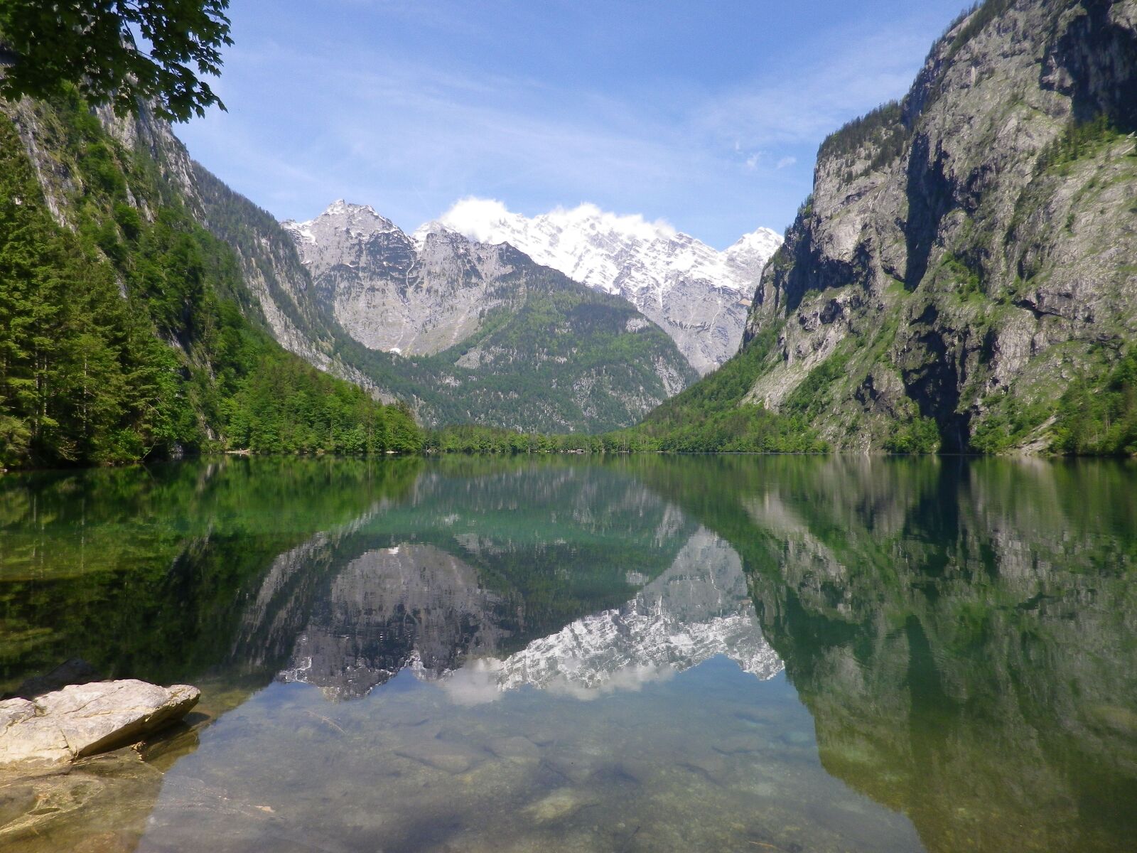 Pentax Optio RZ18 sample photo. Lake, mountains, mirroring photography