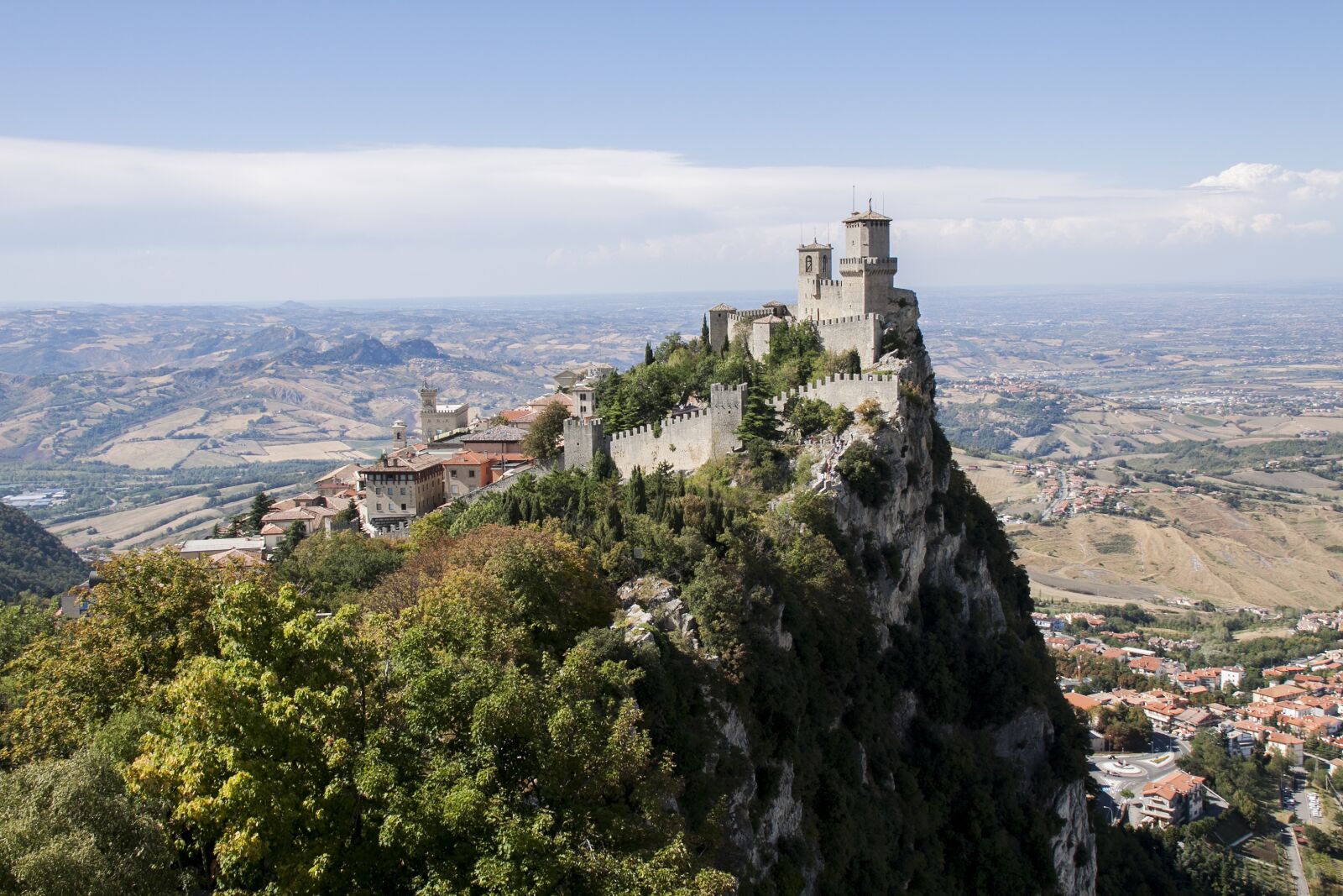 Canon EOS 50D sample photo. Castle of san marino photography