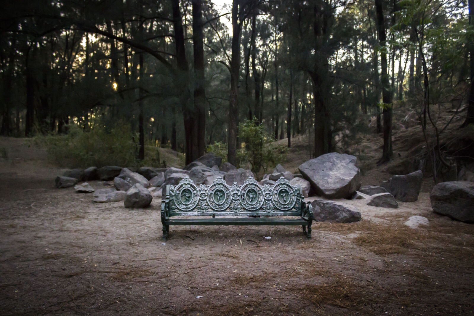 Canon EOS 600D (Rebel EOS T3i / EOS Kiss X5) sample photo. Bench, forest, nature, park photography