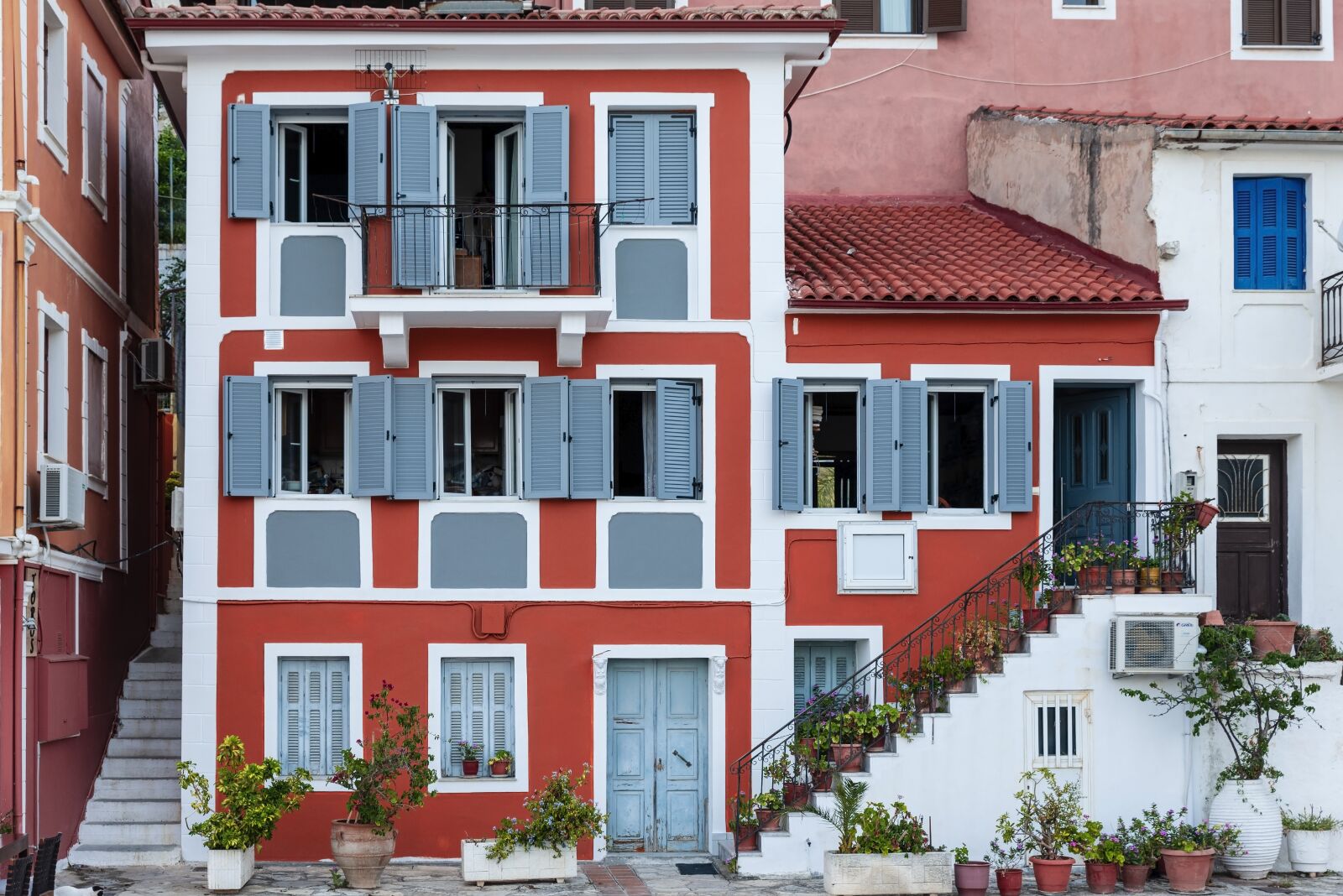 Tamron SP 24-70mm F2.8 Di VC USD sample photo. House, parga, greece photography