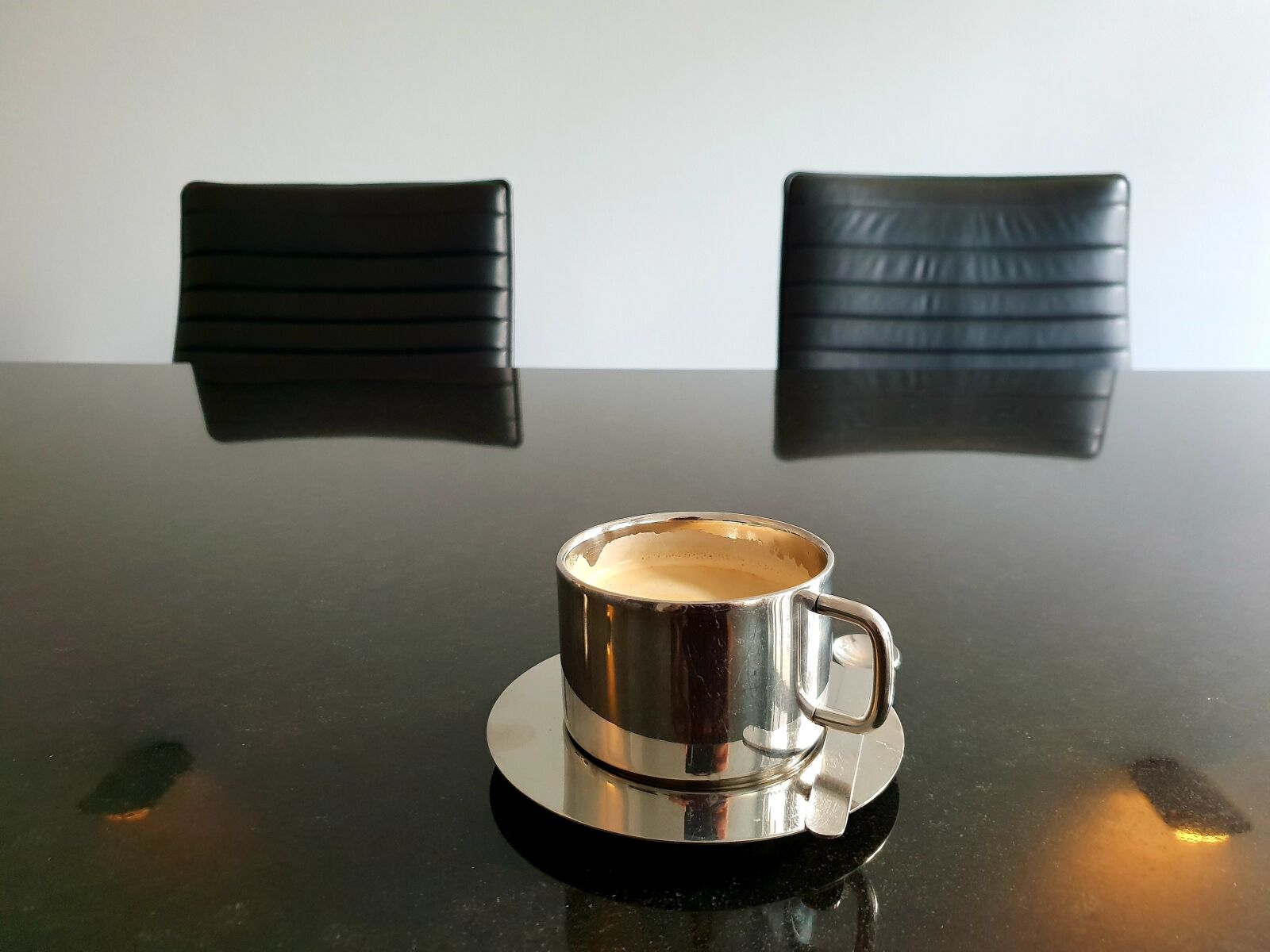 Samsung Galaxy S9 sample photo. Coffee, cup, table photography