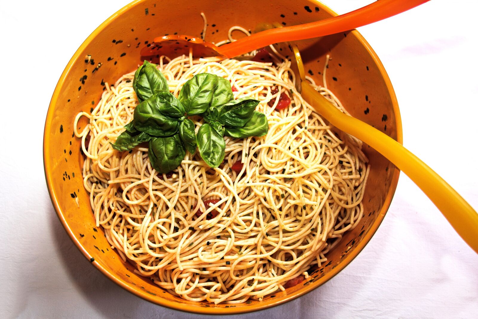 Canon EOS 60D sample photo. Pasta, noodles, spaghetti photography