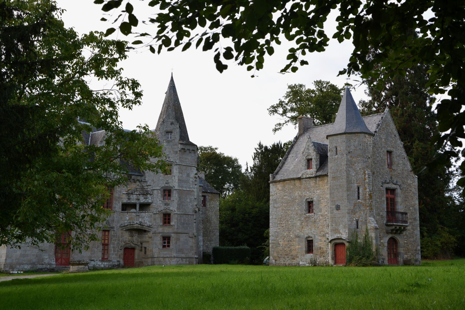Nikon D5200 sample photo. Castle, beautiful house, old photography