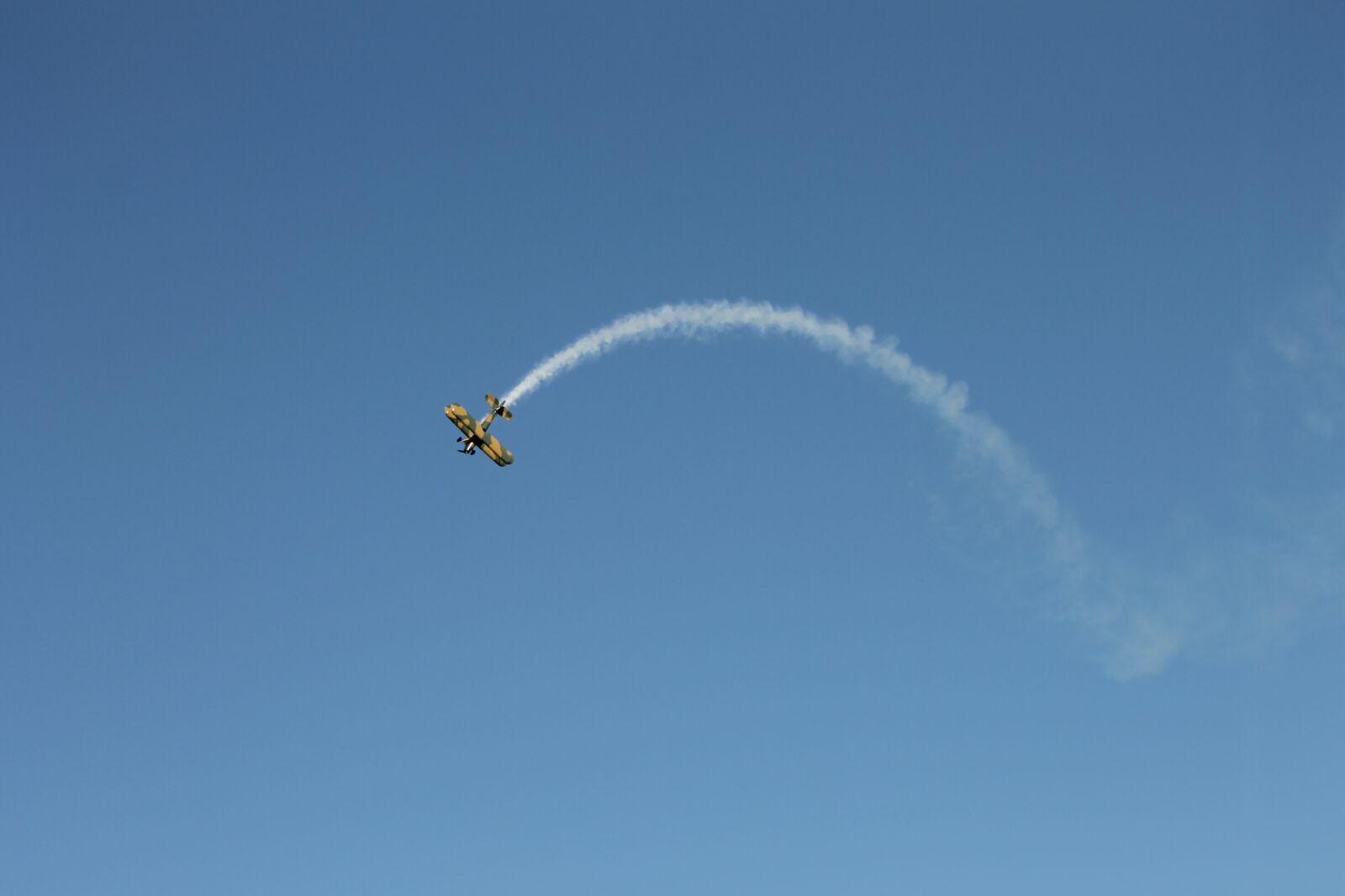 Canon EF 75-300mm f/4-5.6 sample photo. Double decker, flugshow, flyer photography