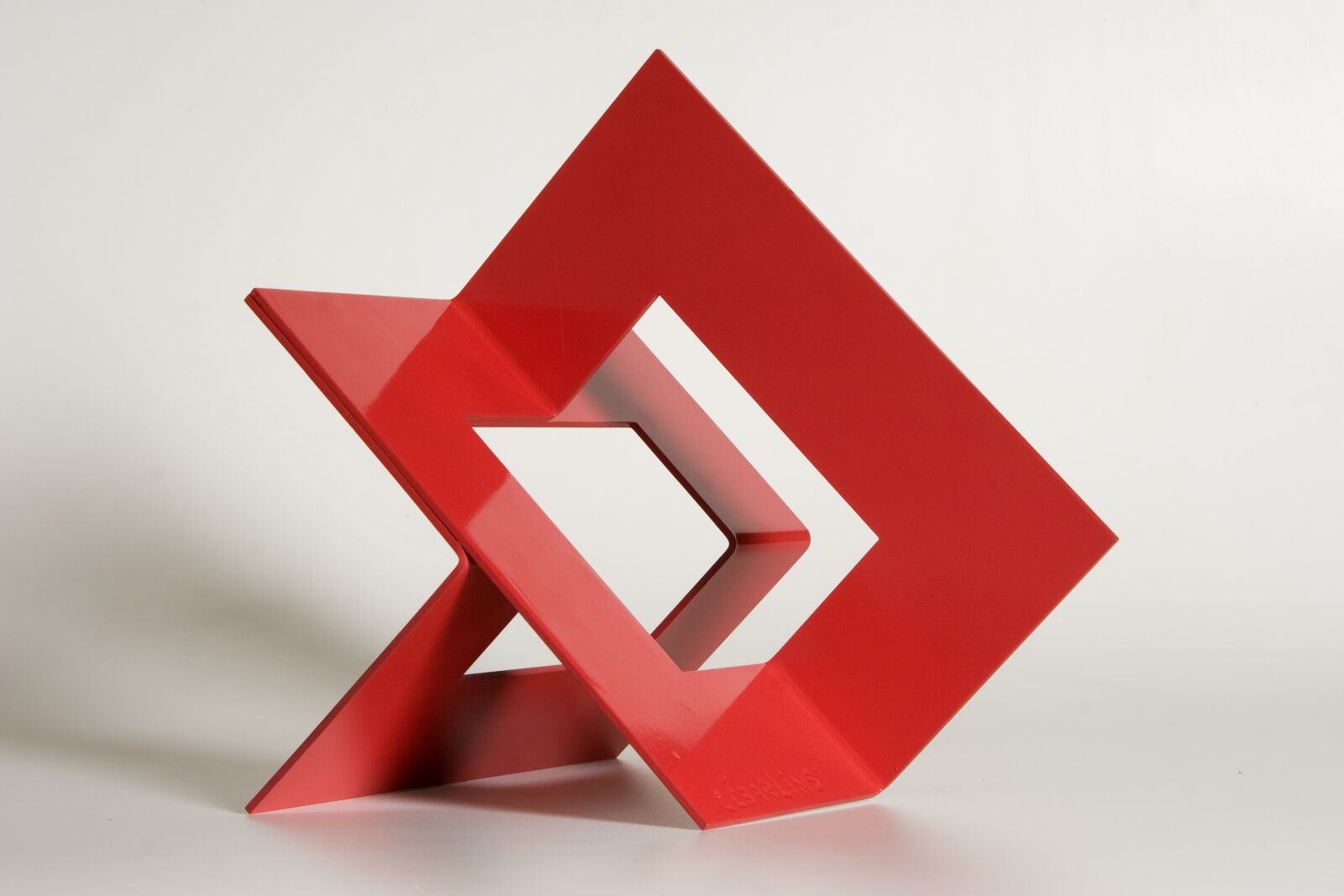 Canon EOS 20D sample photo. Sculpture, metal, red photography