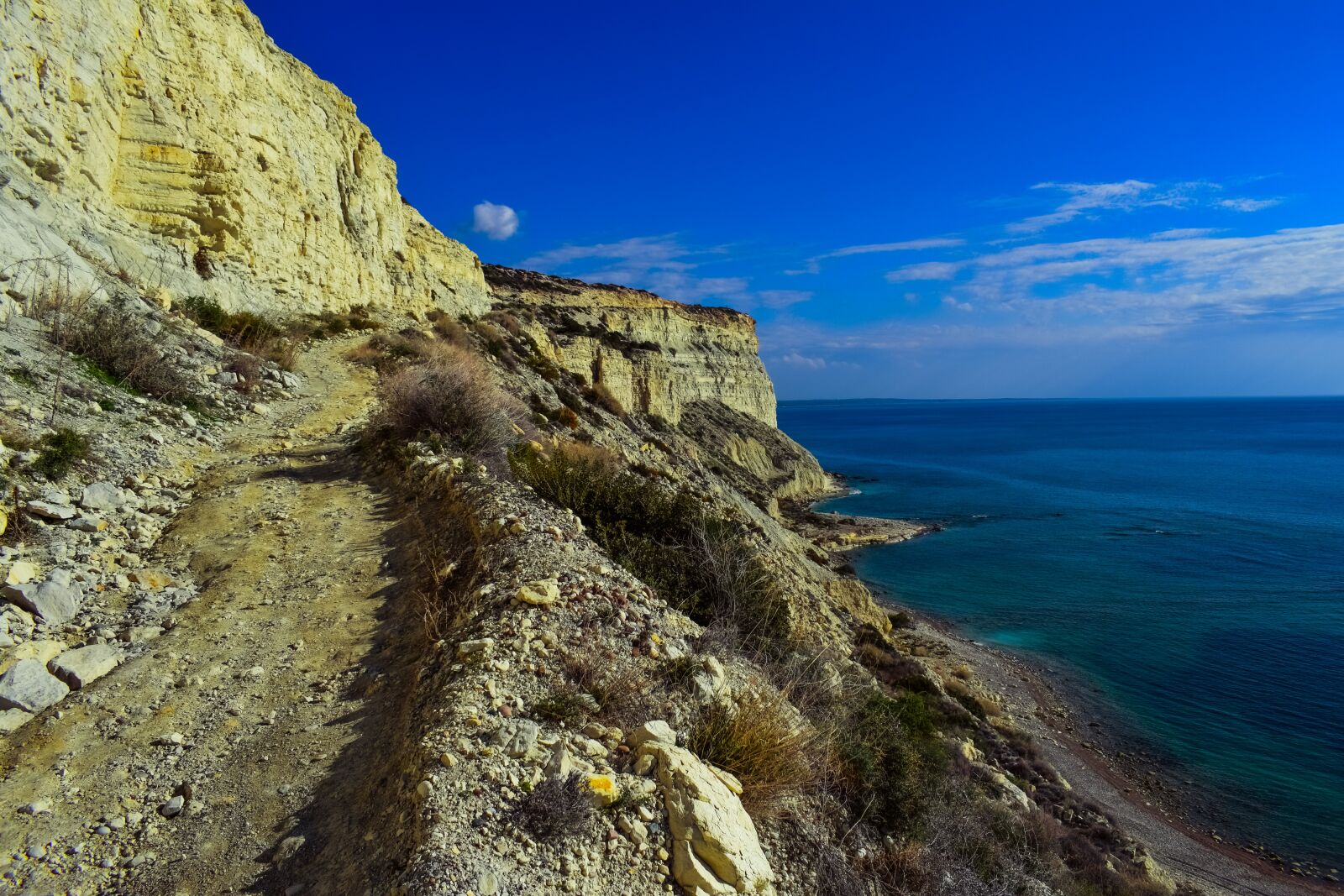 Nikon D3300 sample photo. Path, cliffs, sea photography