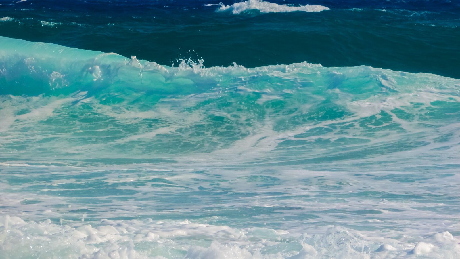 Canon PowerShot SX400 IS sample photo. Wave, smashing, foam photography